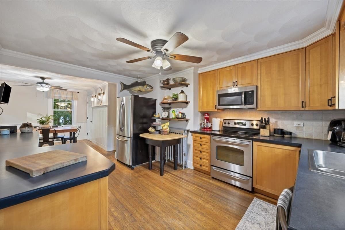 Single Family Residence at 14 Windsor Street, Methuen MA 01844, photo 13 of 40