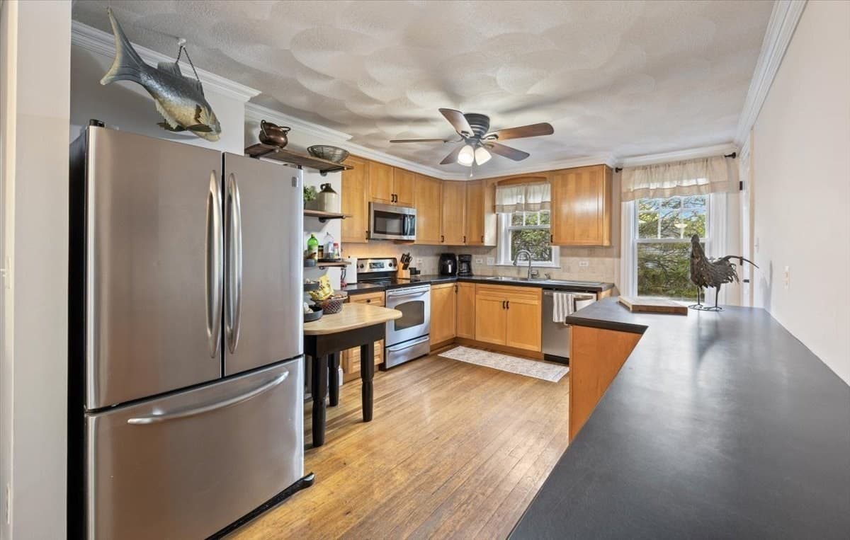 Single Family Residence at 14 Windsor Street, Methuen MA 01844, photo 10 of 40
