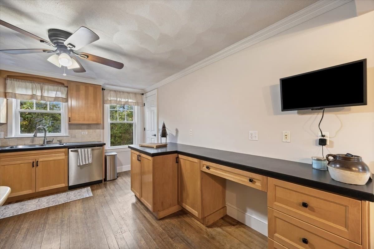 Single Family Residence at 14 Windsor Street, Methuen MA 01844, photo 11 of 40