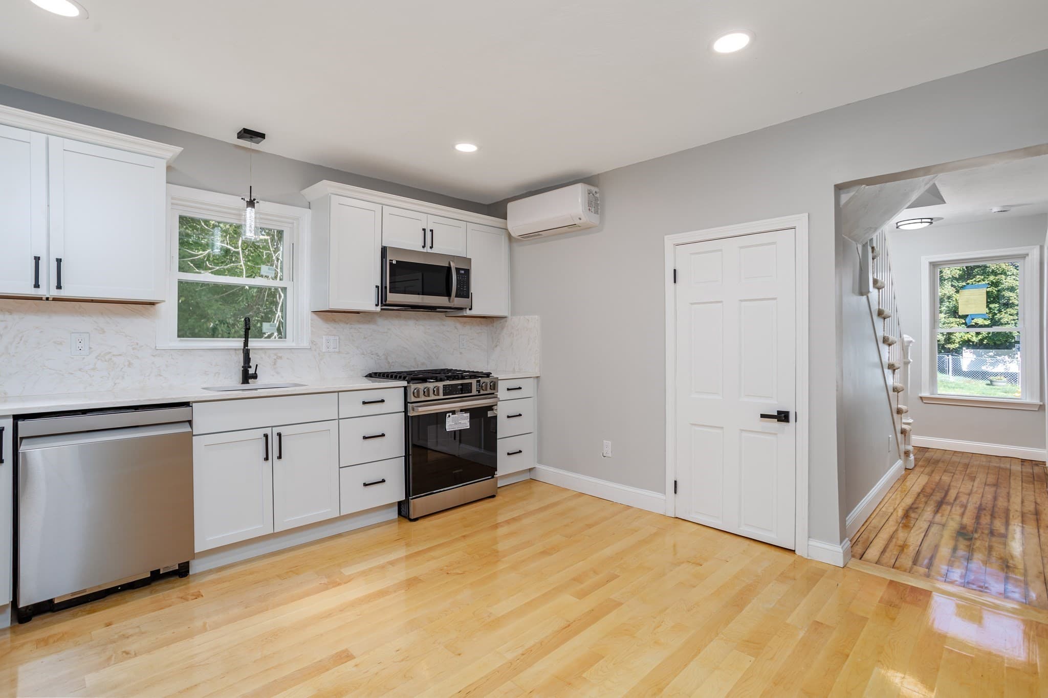 Single Family Residence at 19 Kittredge St, Leominster MA 01453, photo 16 of 42