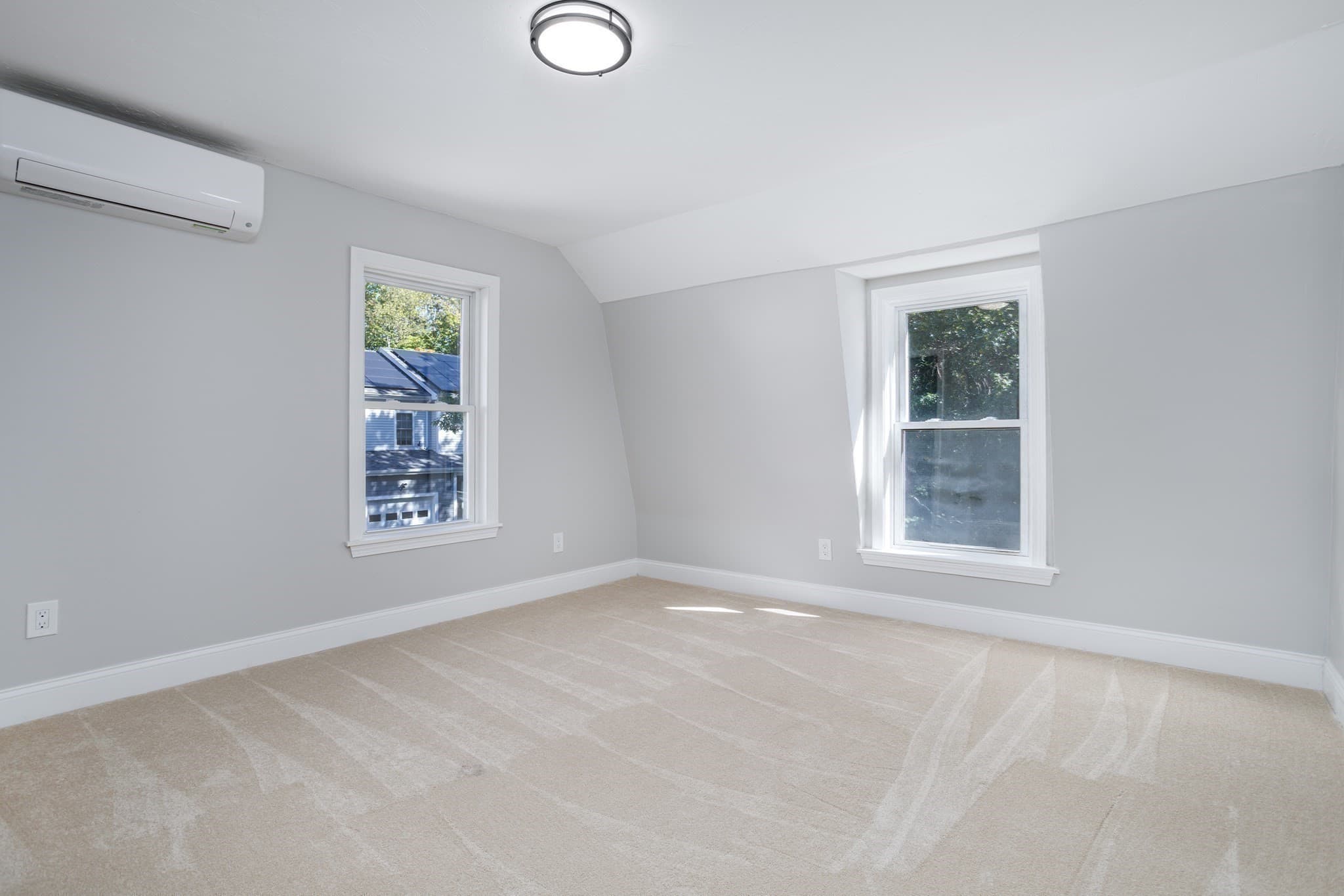 Single Family Residence at 19 Kittredge St, Leominster MA 01453, photo 34 of 42