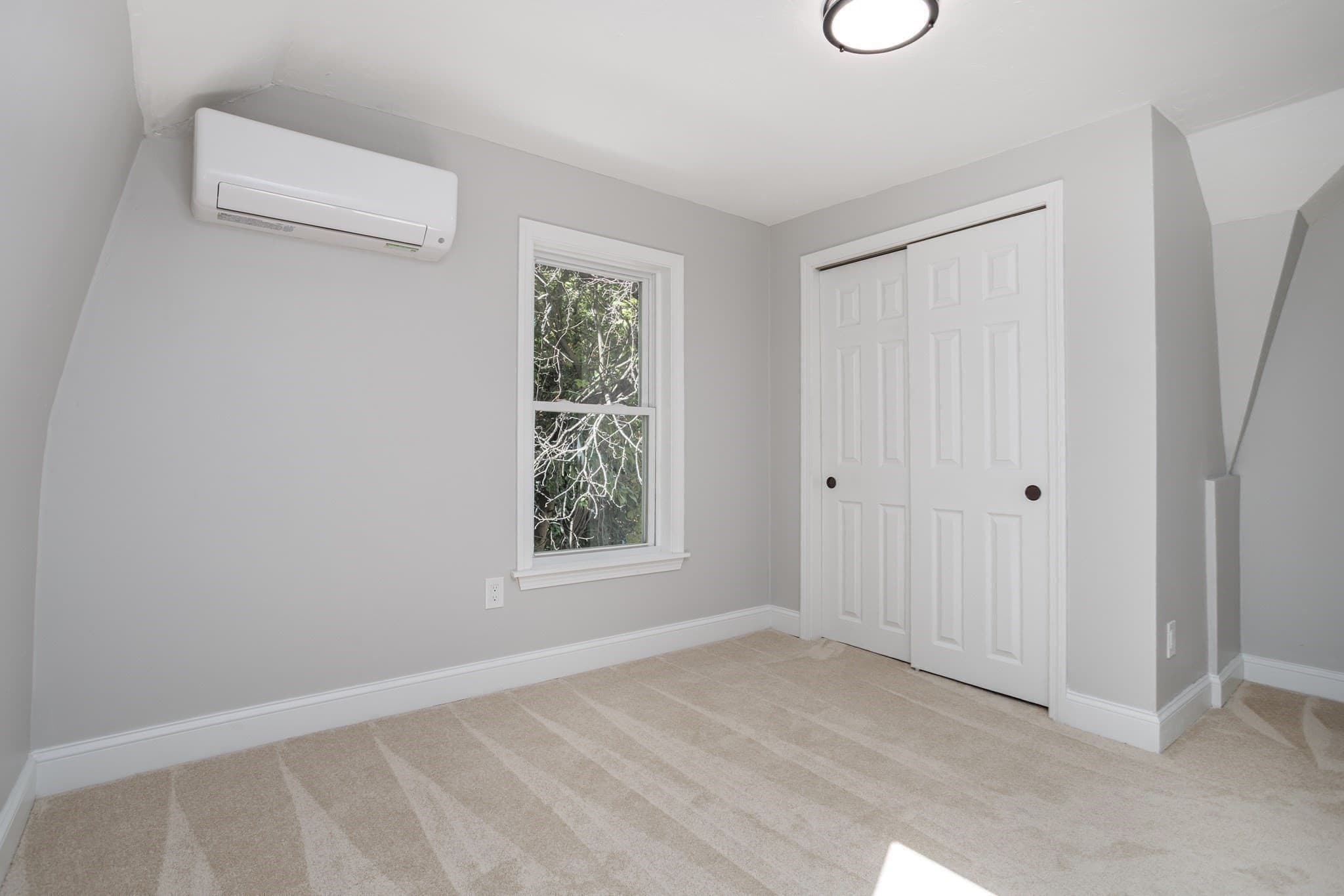 Single Family Residence at 19 Kittredge St, Leominster MA 01453, photo 25 of 42