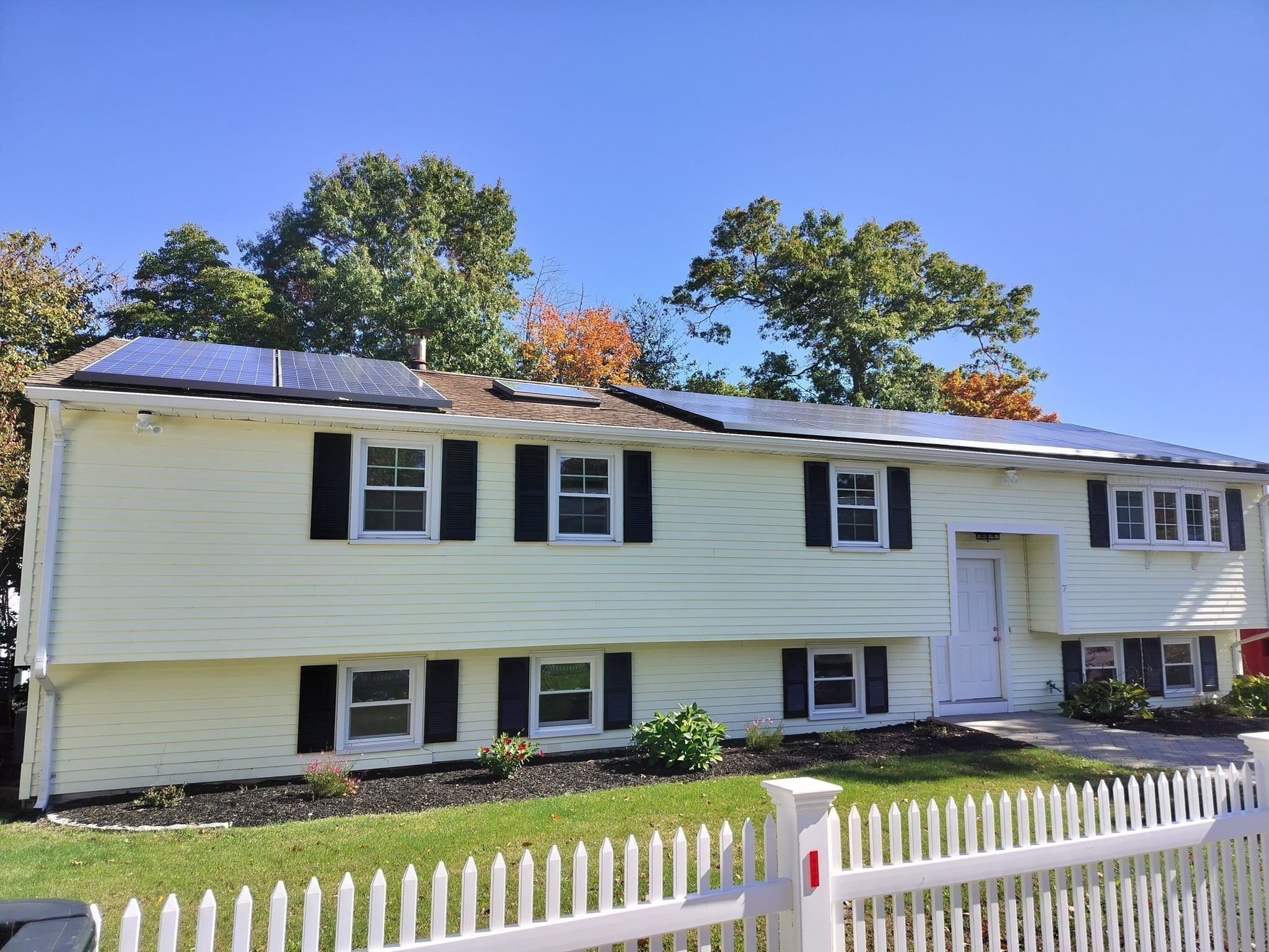 Single Family Residence at 7 Lawson St, Randolph MA 02368, Randolph, photo 2 of 36