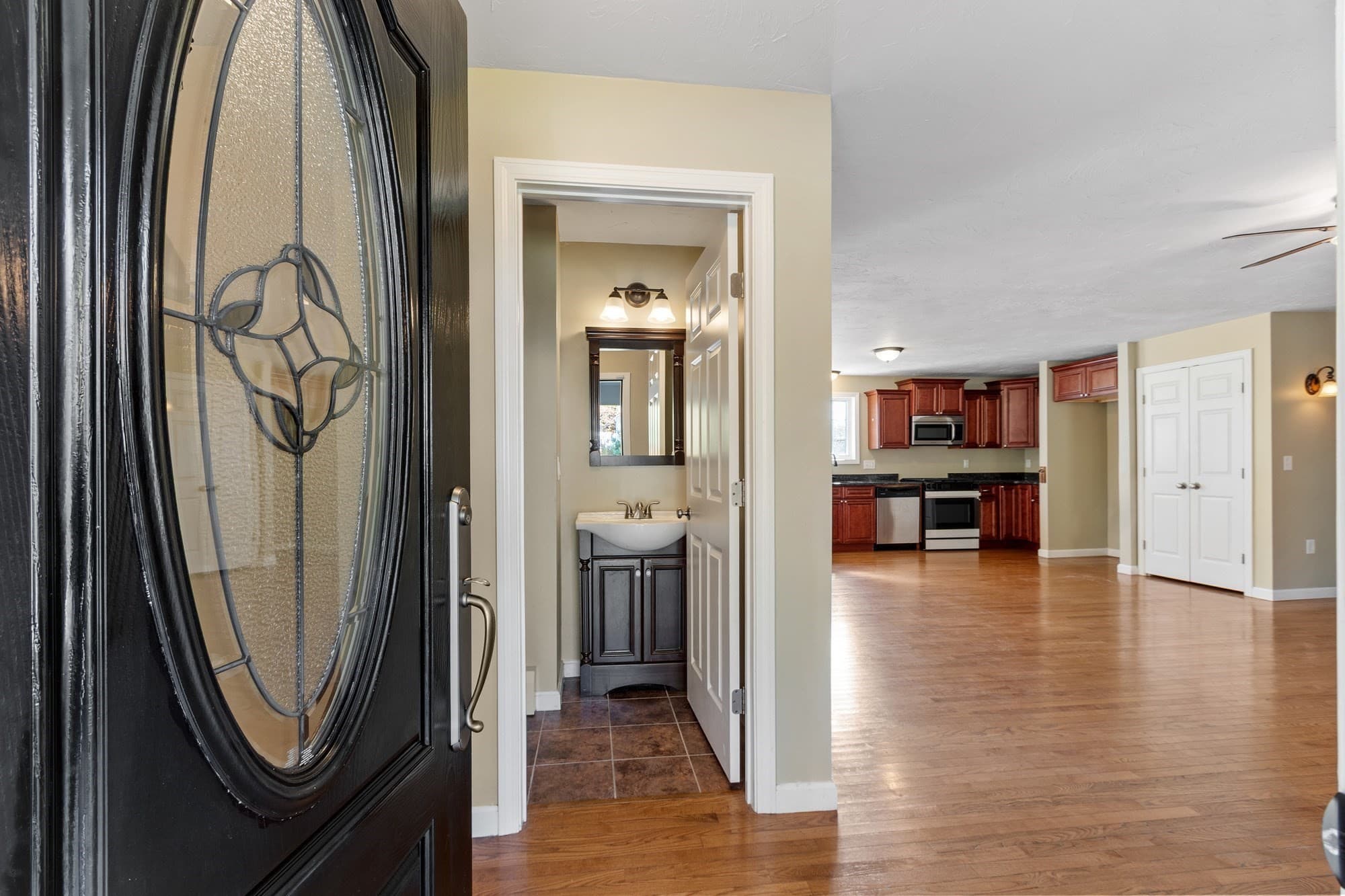 Single Family Residence at 122 Ellis Rd, Westminster MA 01473, photo 13 of 39