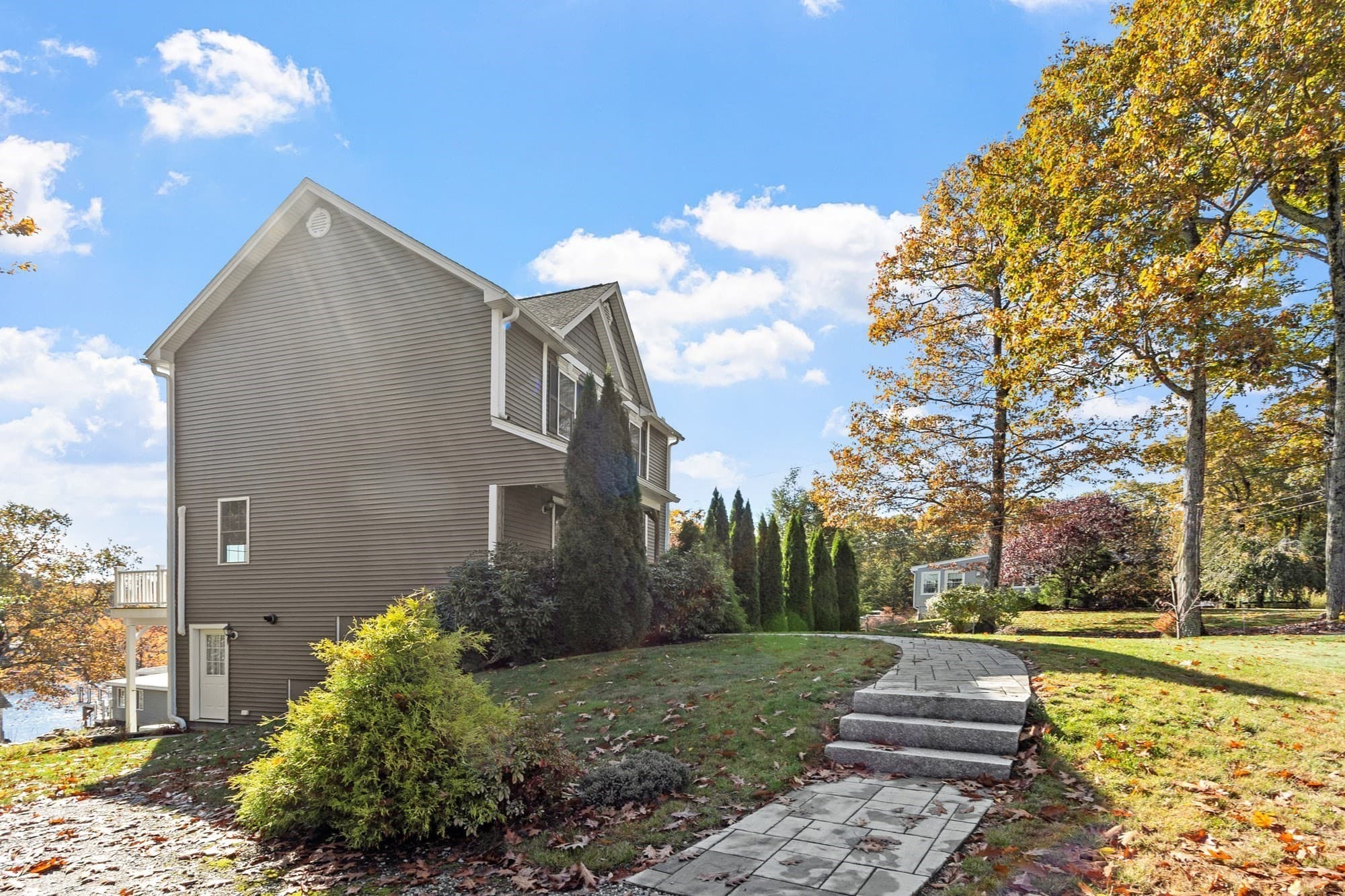 Single Family Residence at 122 Ellis Rd, Westminster MA 01473, photo 31 of 39