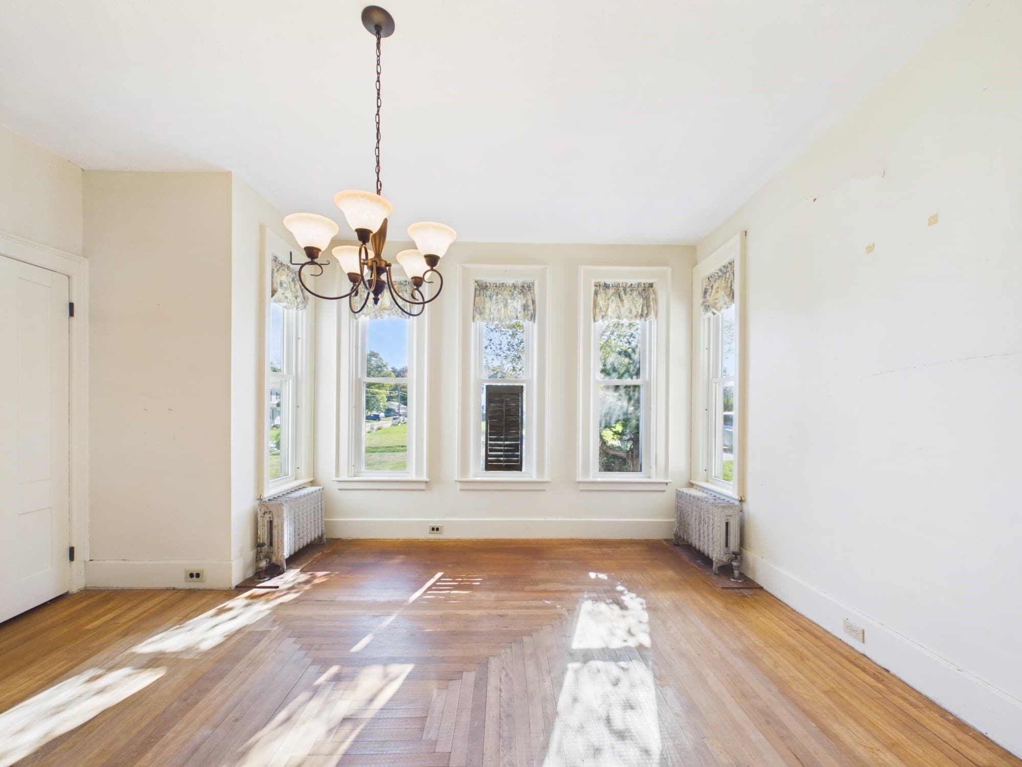 Single Family Residence at 56 Glover St, Southbridge MA 01550, photo 16 of 32