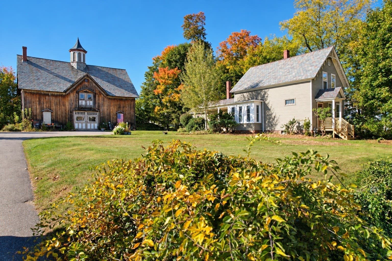 56 Glover St, Southbridge MA 01550