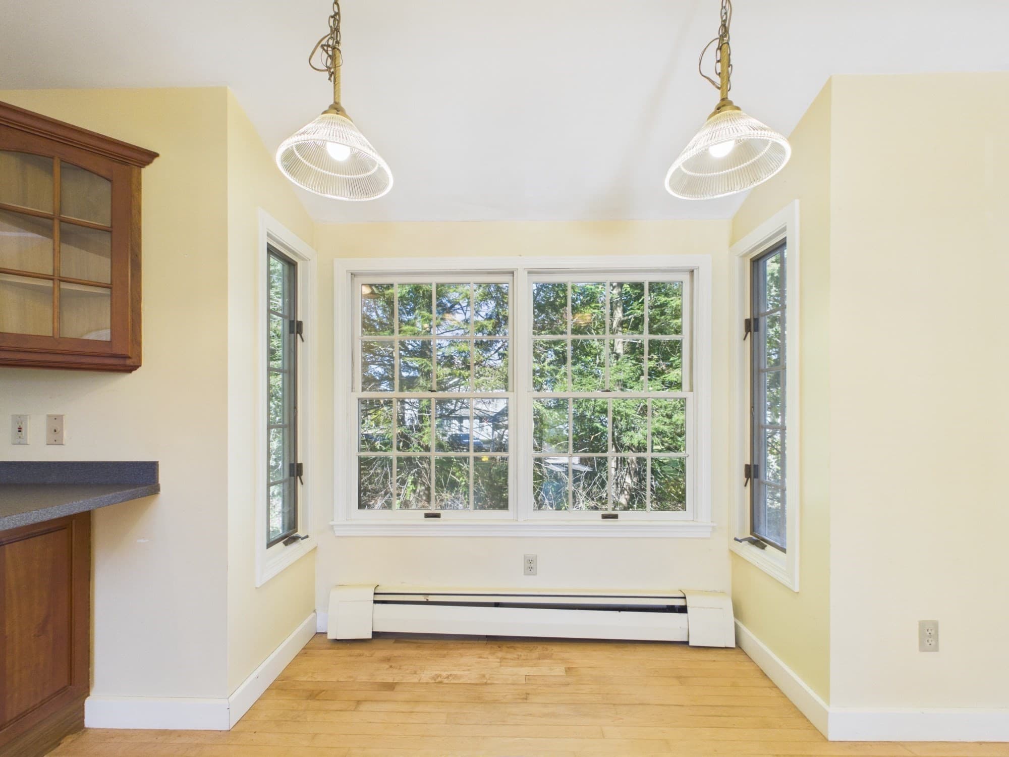 Single Family Residence at 56 Glover St, Southbridge MA 01550, photo 10 of 32