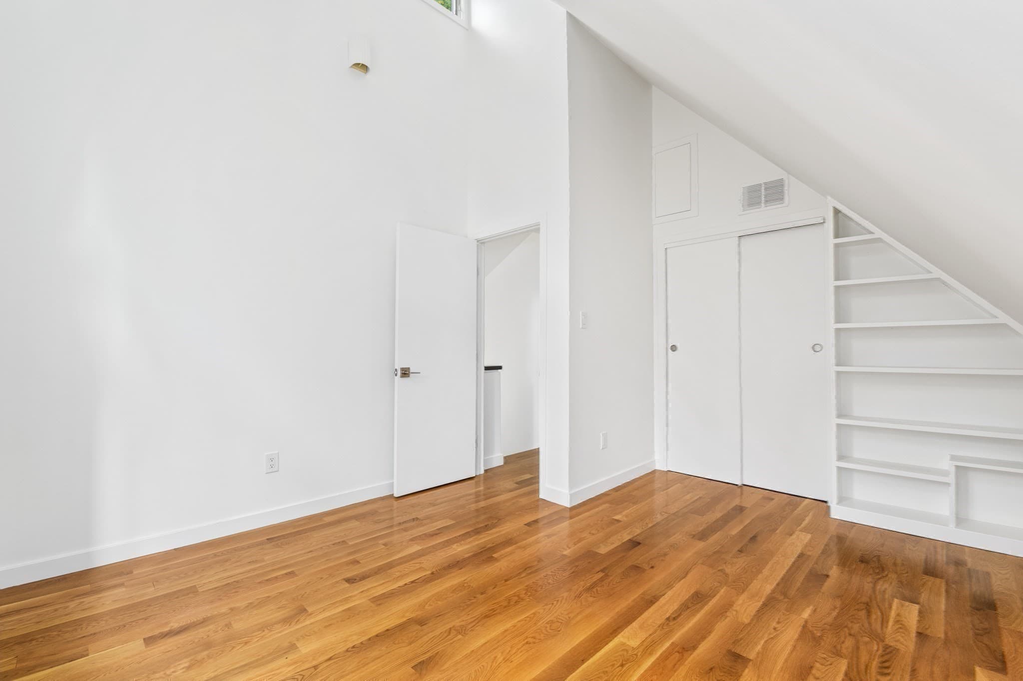 Single Family Residence at 10 Farm St, Dover MA 02030, photo 22 of 32