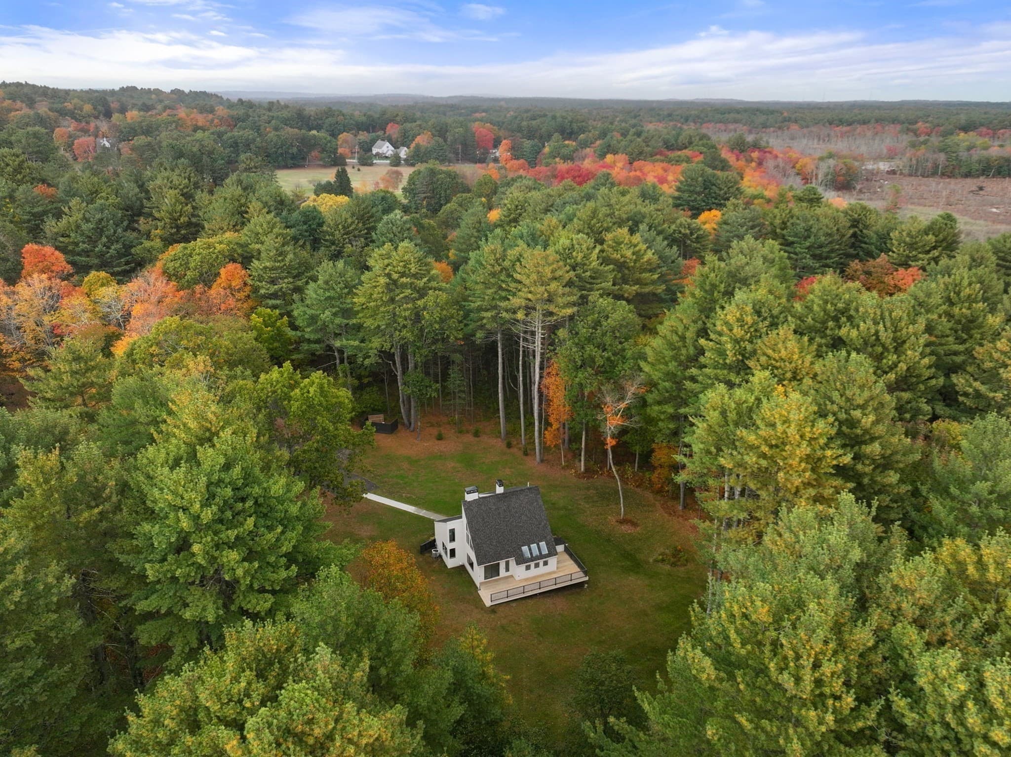 Single Family Residence at 10 Farm St, Dover MA 02030, photo 28 of 32