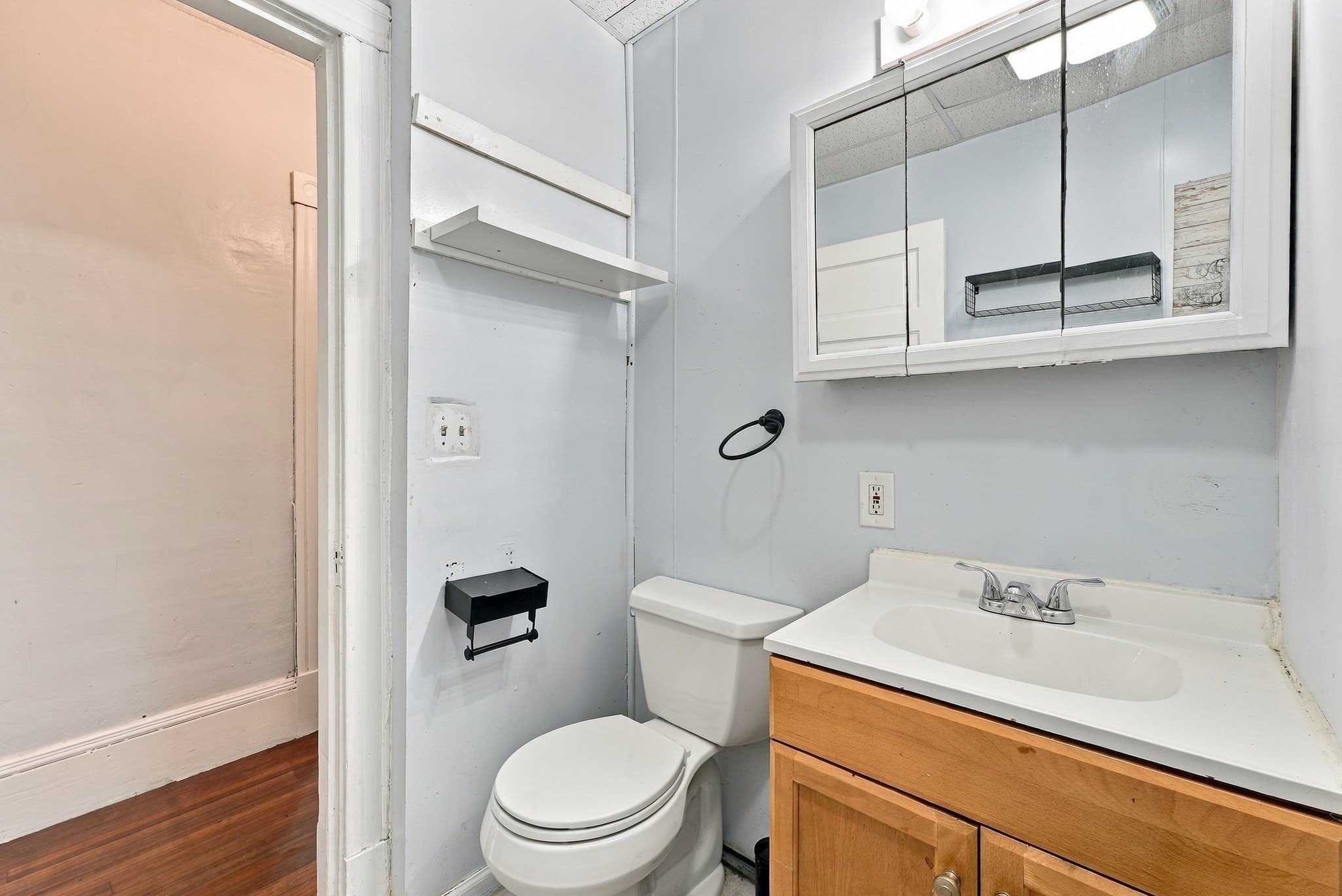 3 Family at 190 Oak St, Springfield MA 01151, Springfield, photo 19 of 40