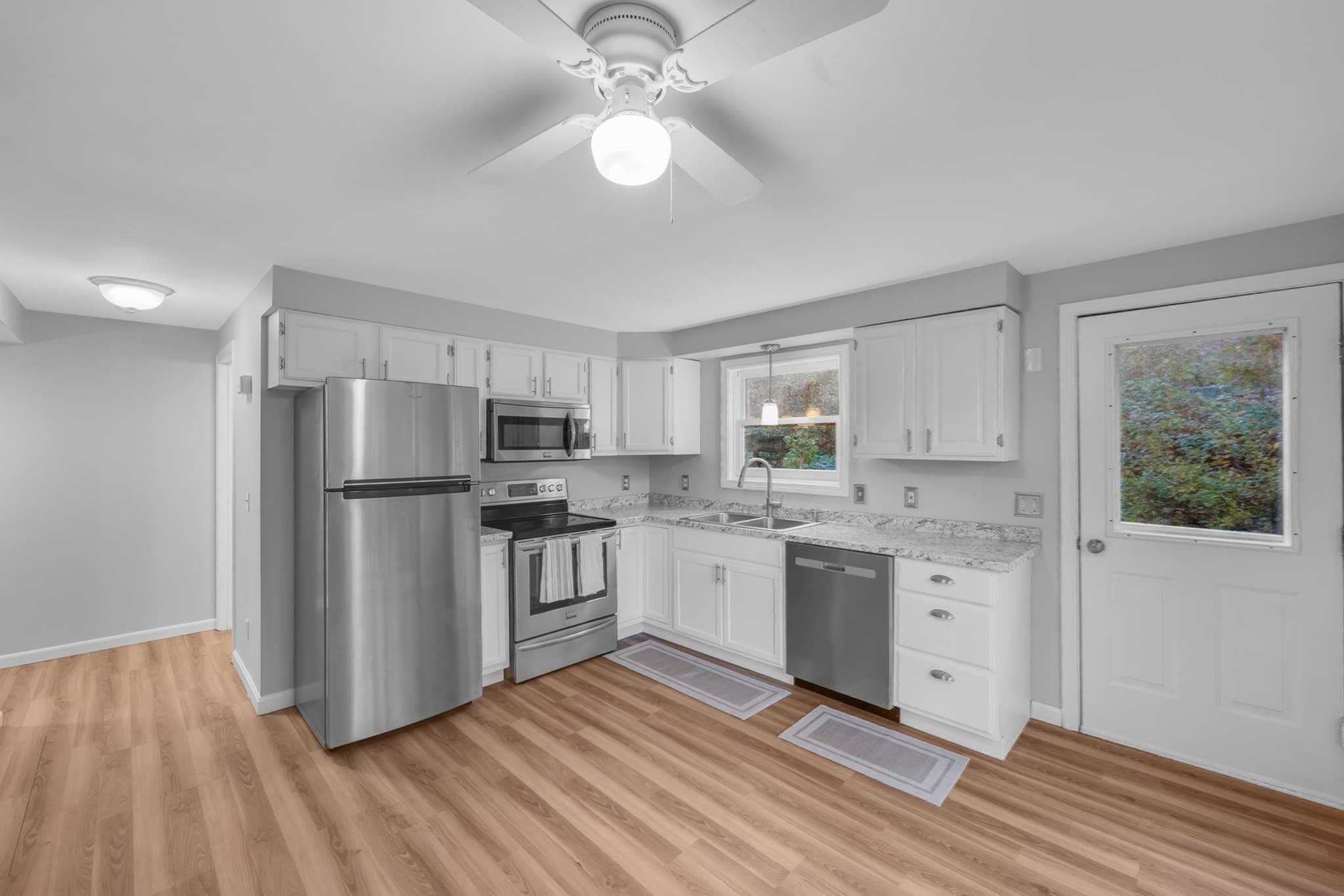 Condominium at 8 Pine Tree Ln # 8, Hubbardston MA 01452, Hubbardston, photo 15 of 31