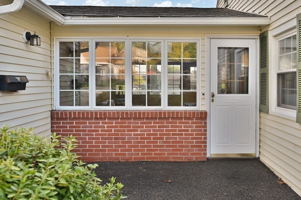 Single Family Residence at 4 Jane Rd, Methuen MA 01844, photo 3 of 35