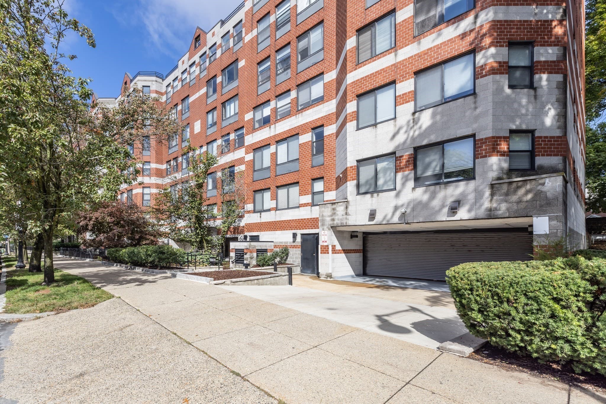 1933 Commonwealth Avenue # 112, Boston MA 02135