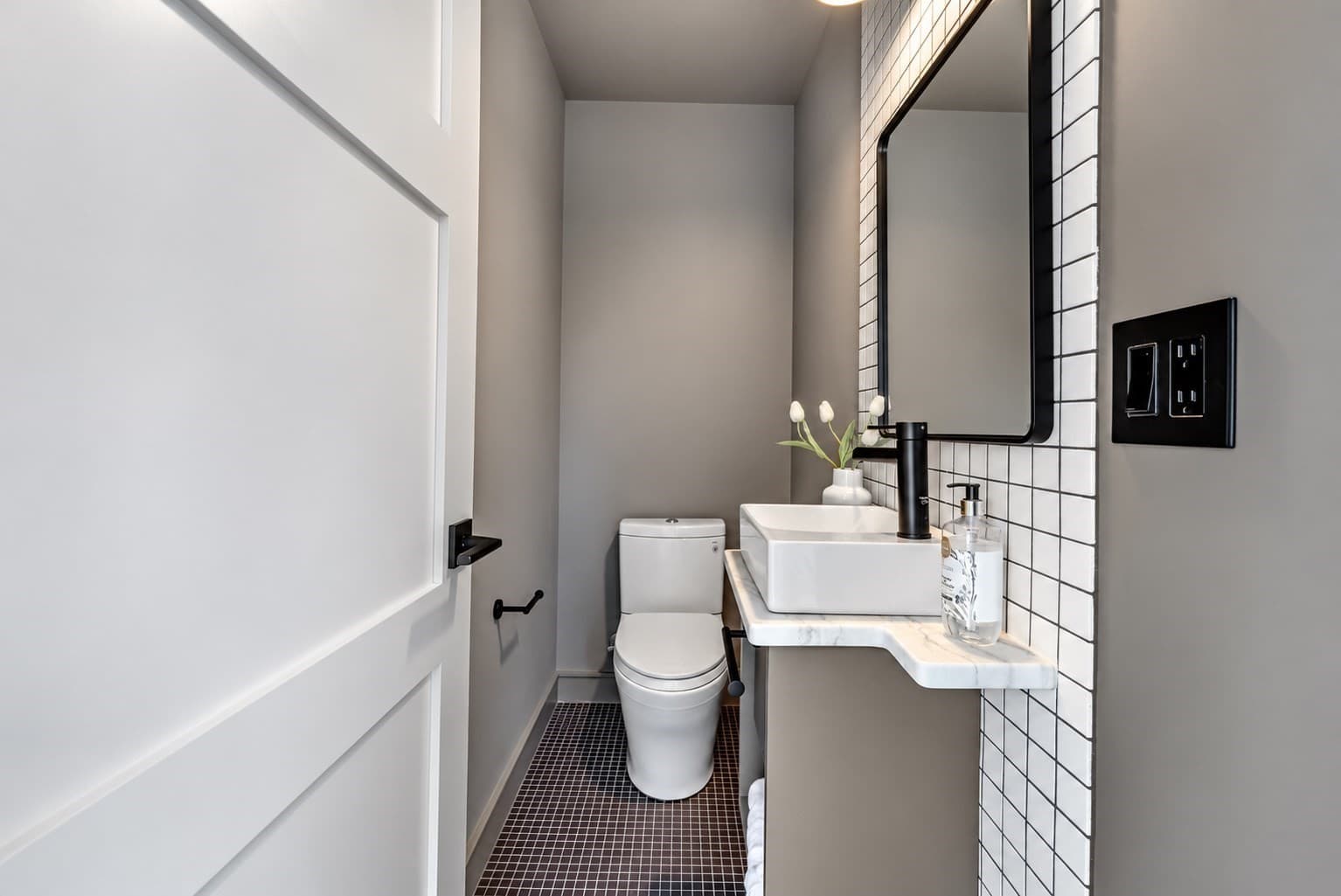 Condominium at 6 Holworthy Terrace # 6, Cambridge MA 02138, Cambridge, photo 24 of 35