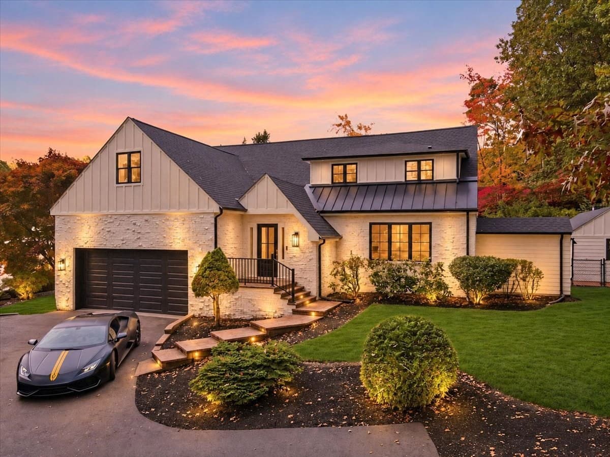 6 Pheasant Hill St, Westwood MA 02090