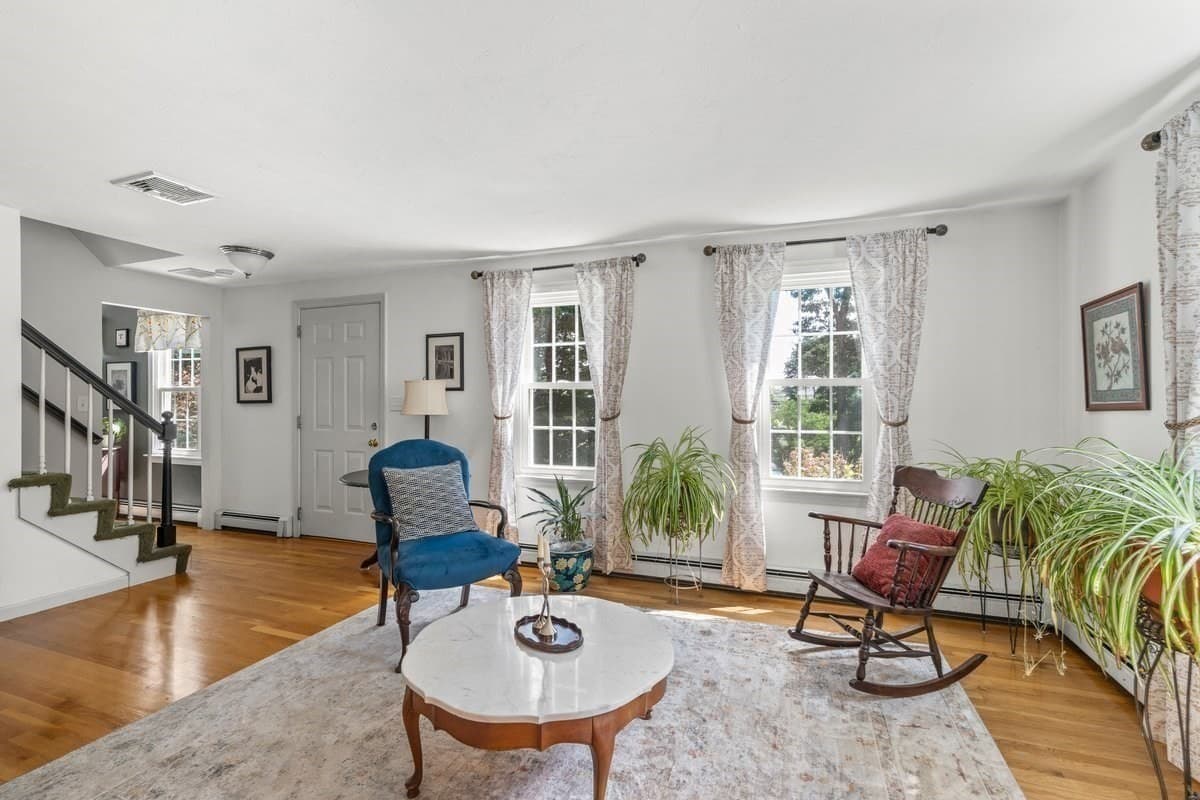 Single Family Residence at 865 Moraine St, Marshfield MA 02050, photo 6 of 42