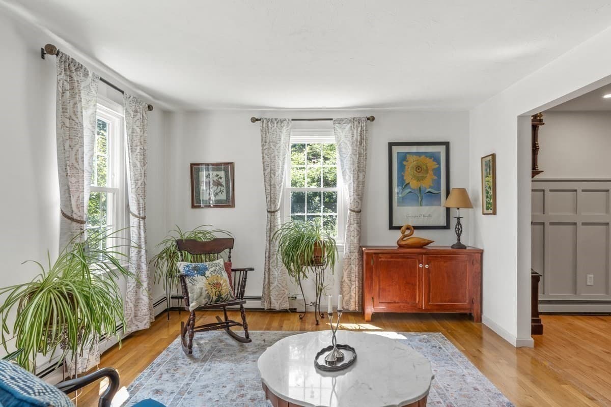 Single Family Residence at 865 Moraine St, Marshfield MA 02050, photo 8 of 42