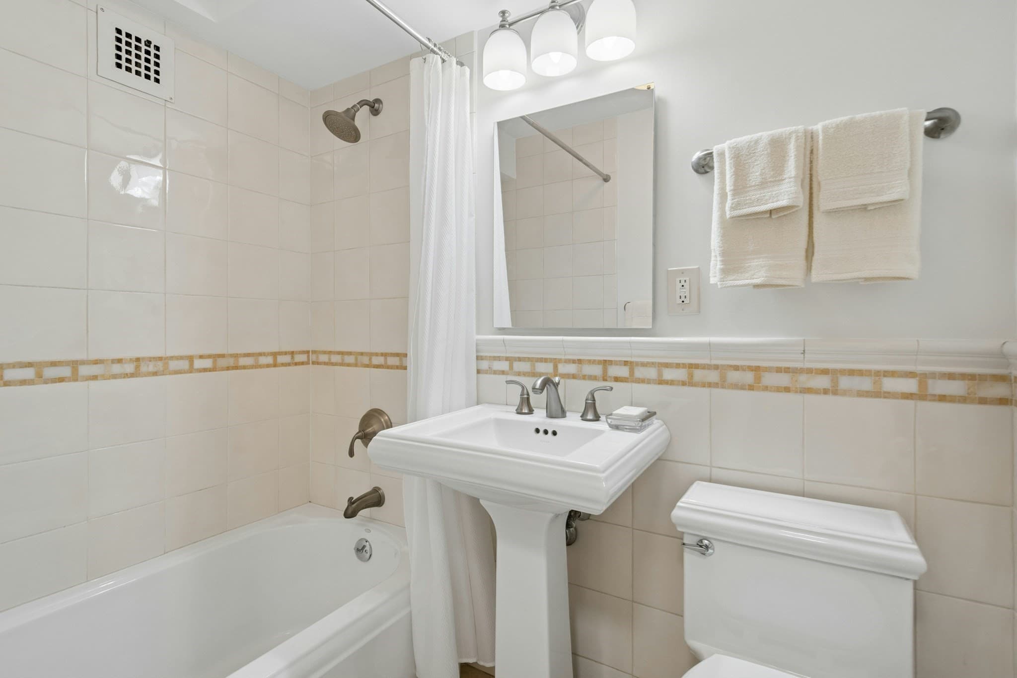 Condominium at 9 Hawthorne Pl # 2J, Boston MA 02114, Boston, photo 9 of 29
