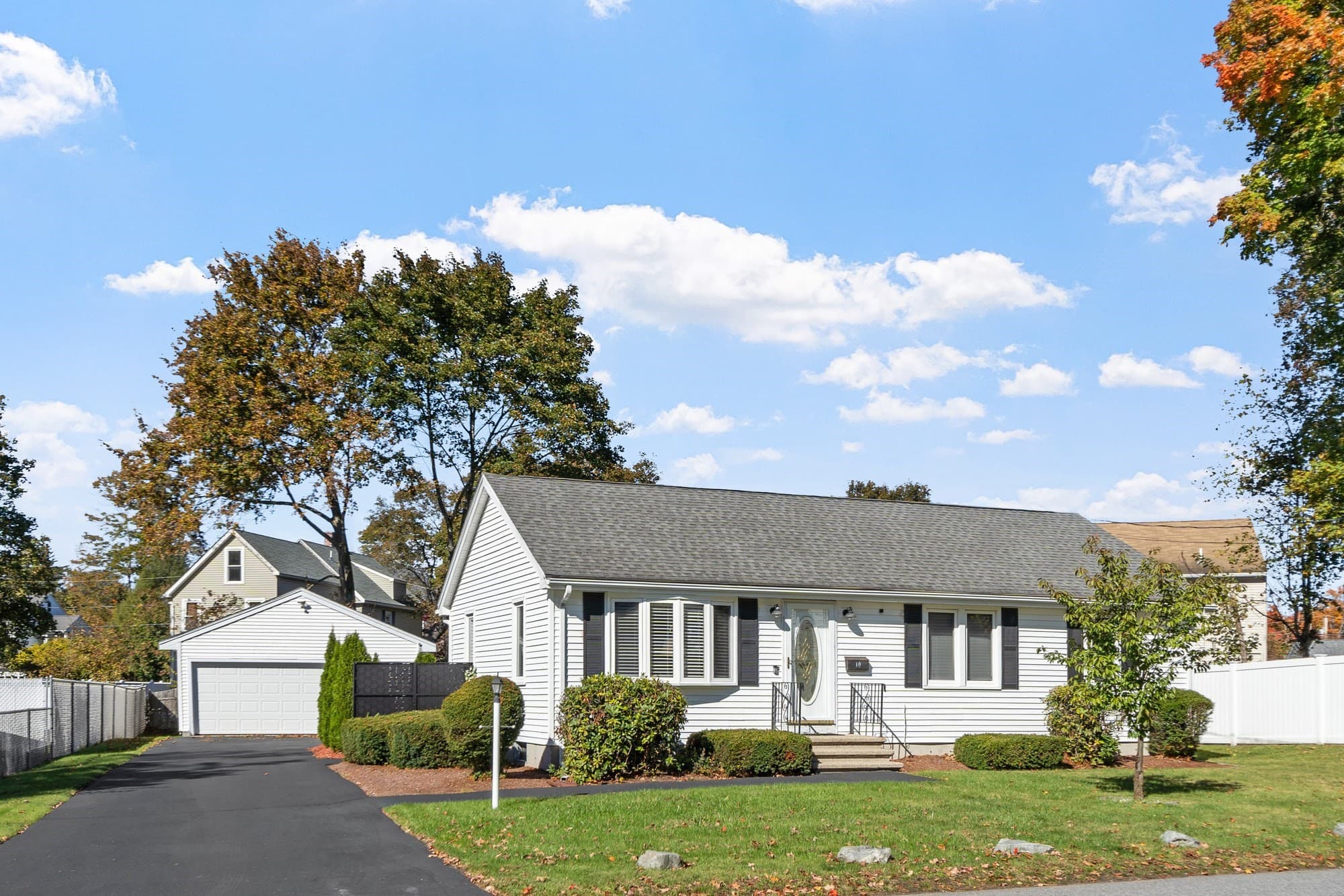 Single Family Residence at 10 Water St, Dracut MA 01846, photo 3 of 37