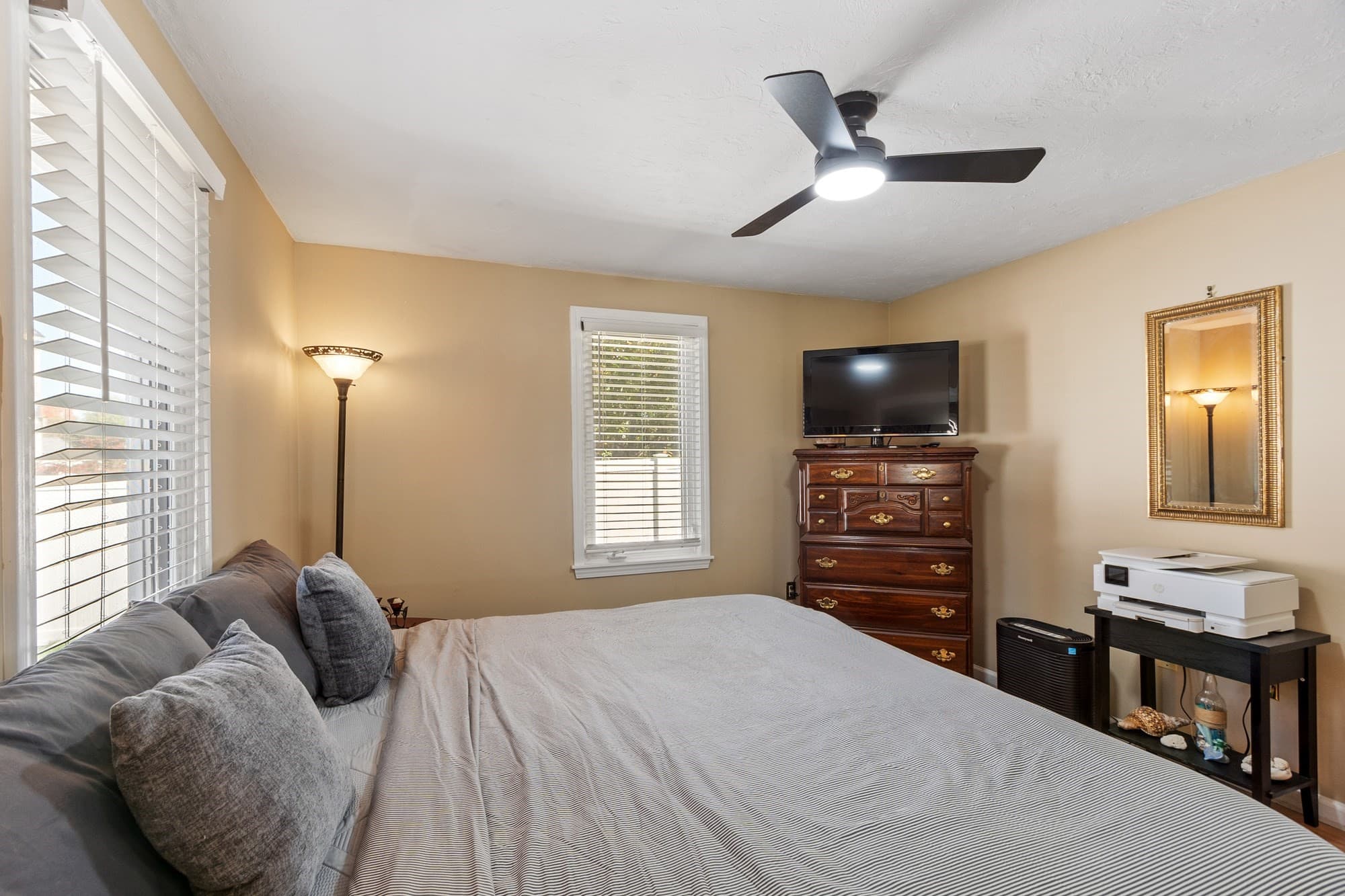 Single Family Residence at 10 Water St, Dracut MA 01846, photo 20 of 37
