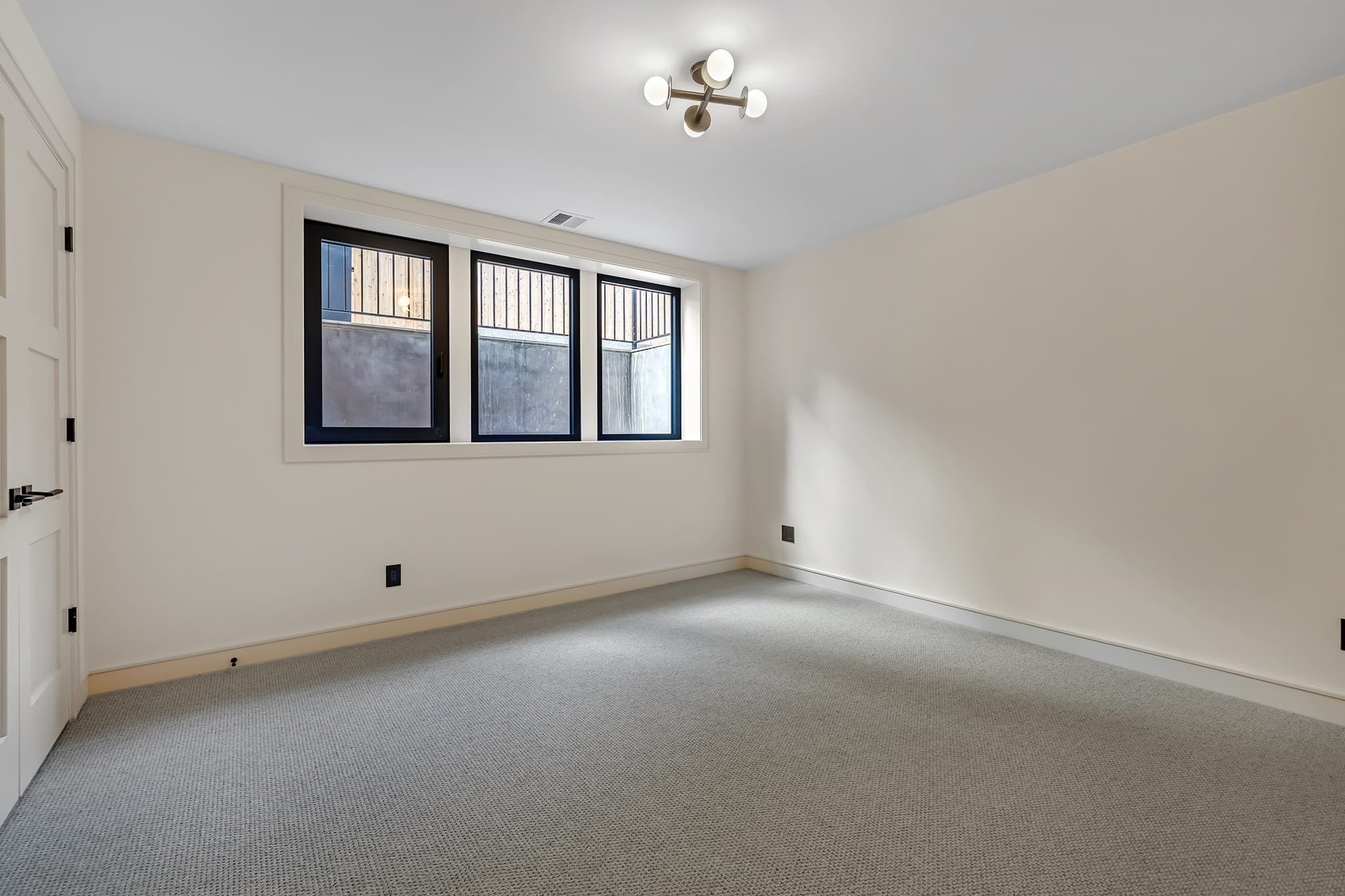 Single Family Residence at 6 Holworthy Terrace # 6, Cambridge MA 02138, Cambridge, photo 34 of 36