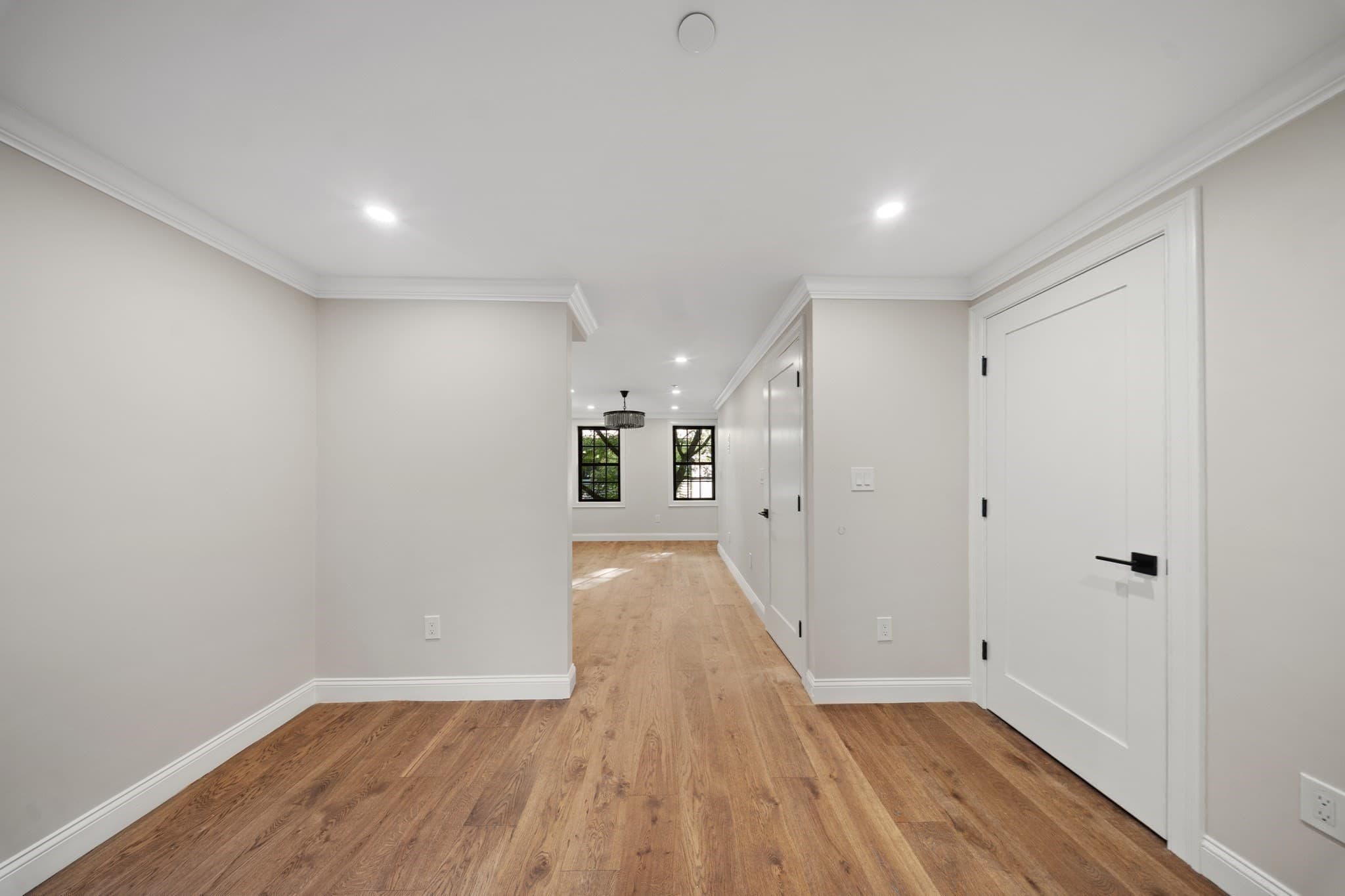 Single Family Residence at 20-21 Shawmut St, Boston MA 02116, photo 17 of 37