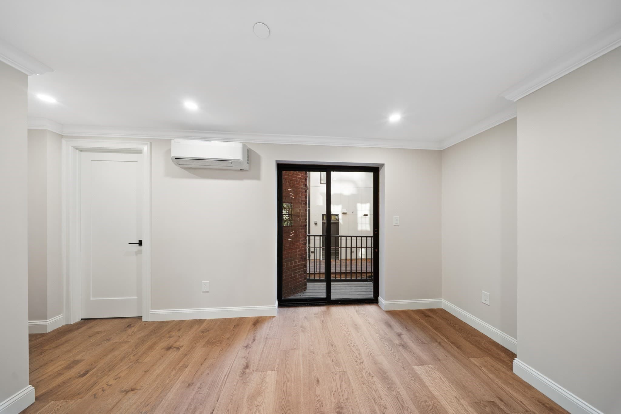 Single Family Residence at 20-21 Shawmut St, Boston MA 02116, photo 16 of 37