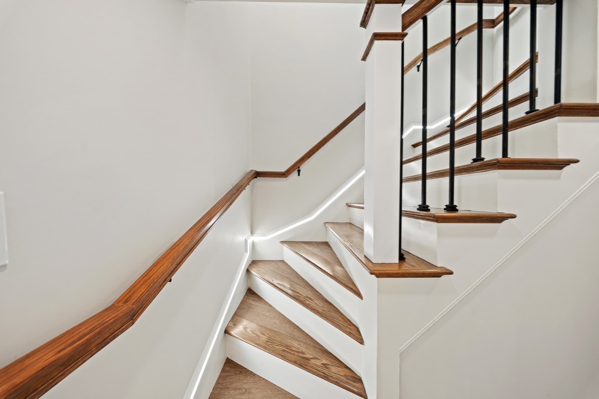 Single Family Residence at 20-21 Shawmut St, Boston MA 02116, photo 32 of 37