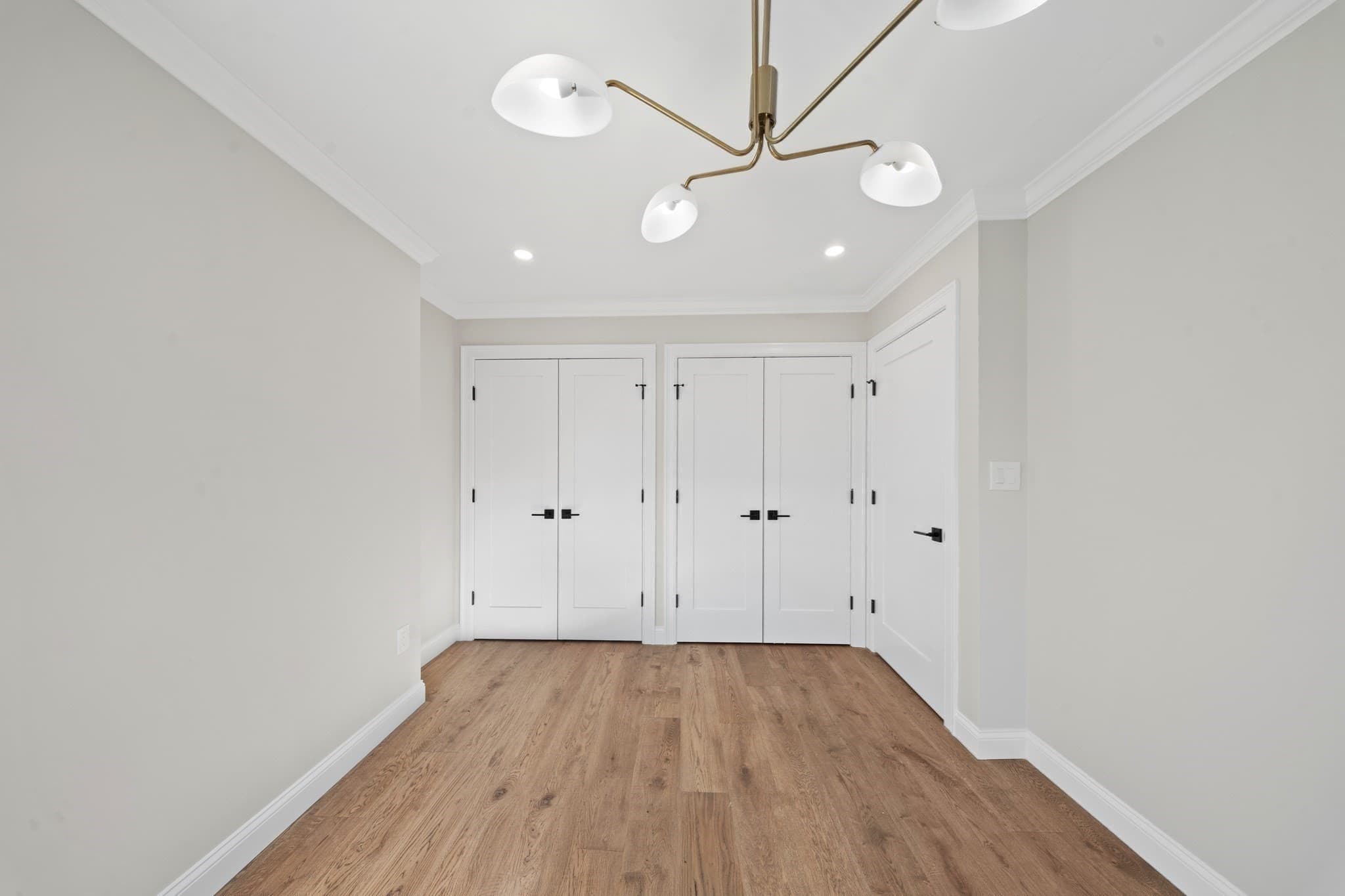 Single Family Residence at 20-21 Shawmut St, Boston MA 02116, photo 5 of 37