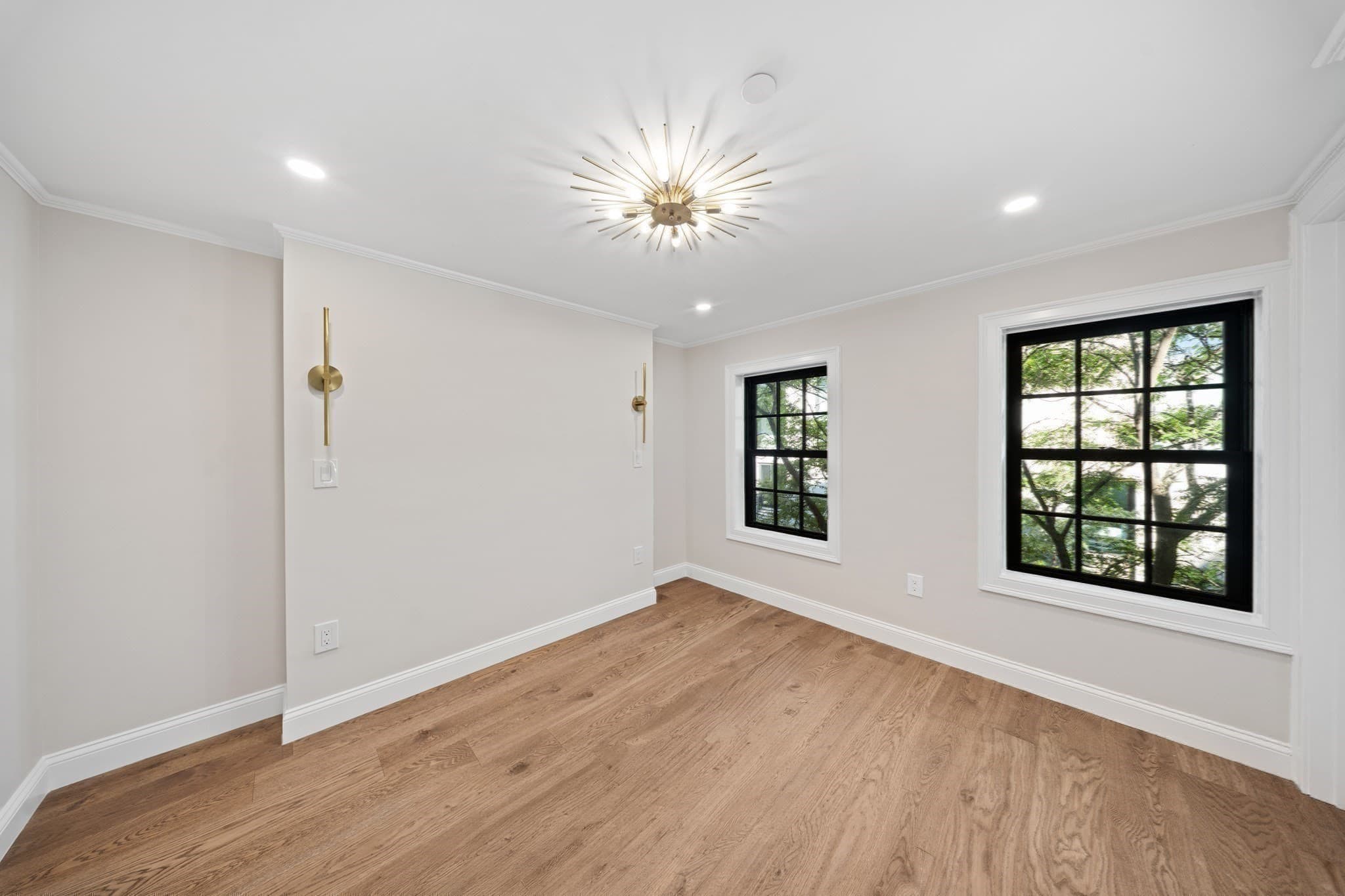 Single Family Residence at 20-21 Shawmut St, Boston MA 02116, photo 24 of 37