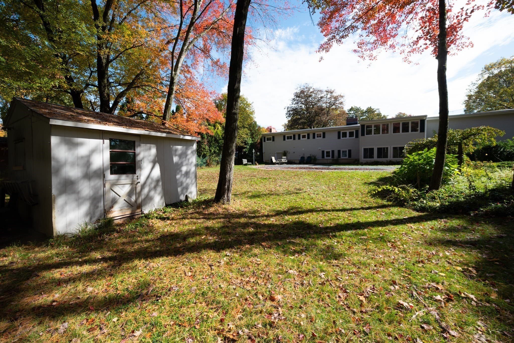 Single Family Residence at 112 Bonnydale Rd, Leominster MA 01453, photo 5 of 39