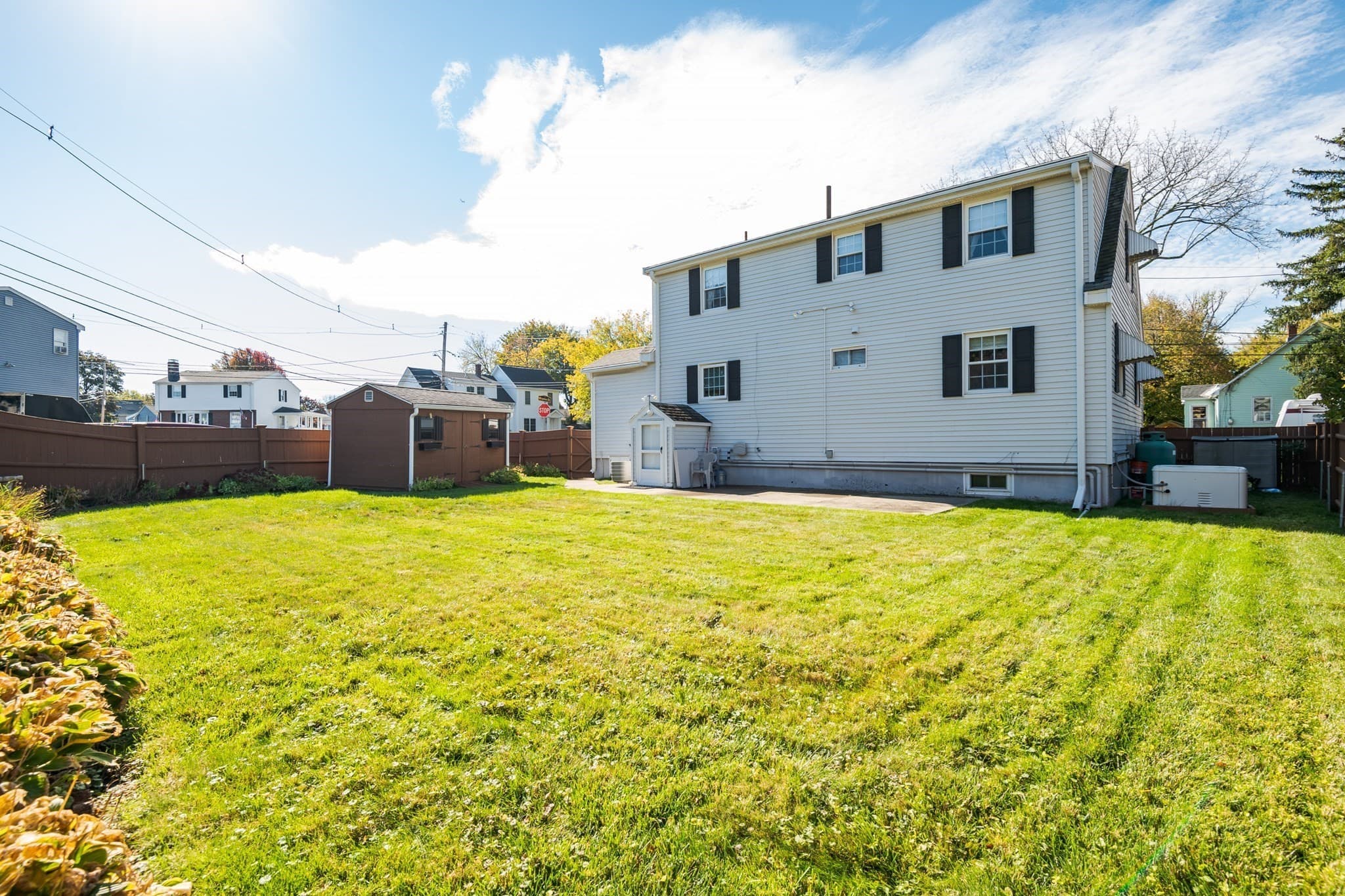 Single Family Residence at 19 Sabino Farm Rd, Peabody MA 01960, photo 7 of 40