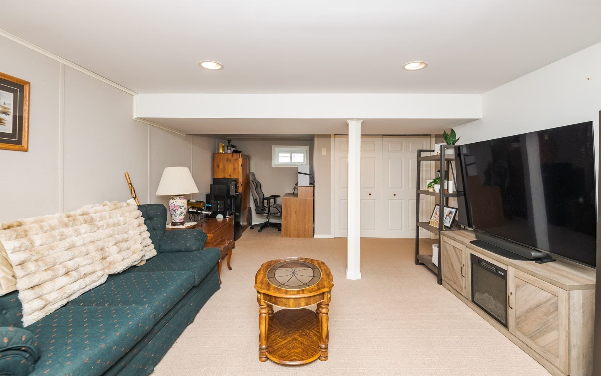 Single Family Residence at 19 Sabino Farm Rd, Peabody MA 01960, photo 37 of 40