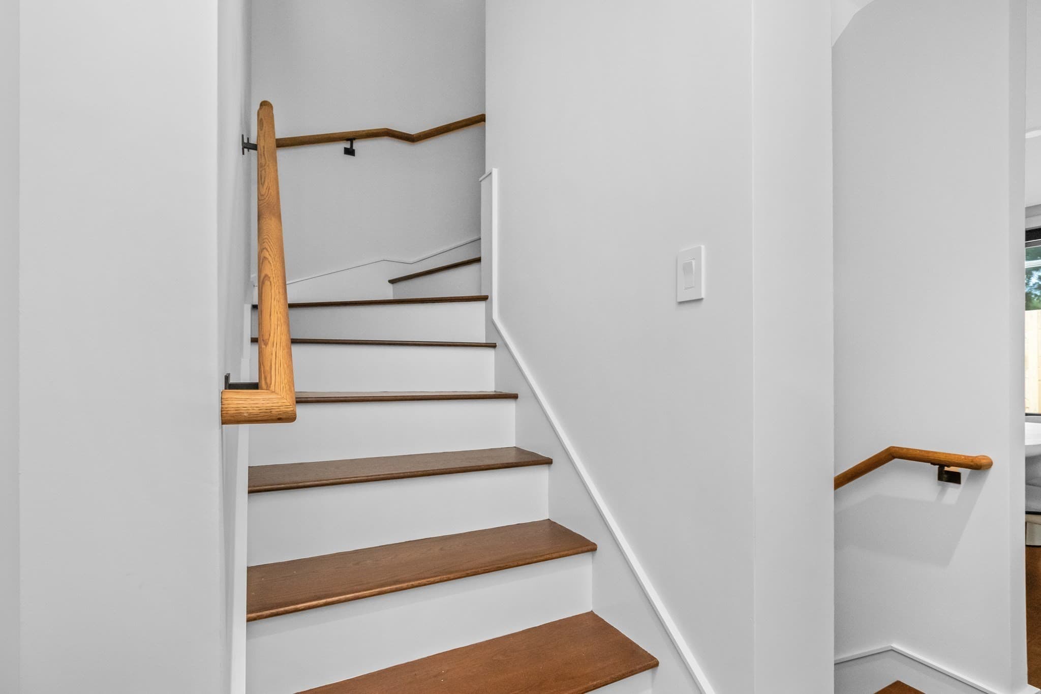 Condominium at 8 Holworthy Terrace # 8, Cambridge MA 02138, Cambridge, photo 12 of 32