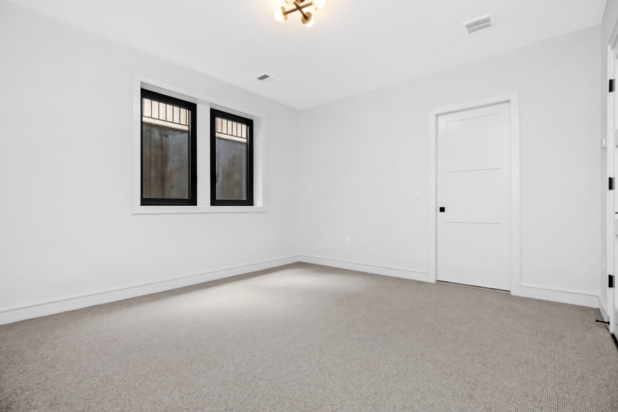 Condominium at 8 Holworthy Terrace # 8, Cambridge MA 02138, Cambridge, photo 26 of 32