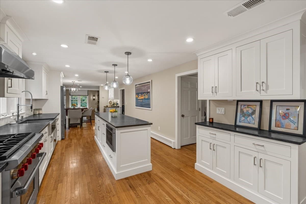 Single Family Residence at 19 Whitney Woods Lane, Cohasset MA 02025, Cohasset, photo 2 of 28