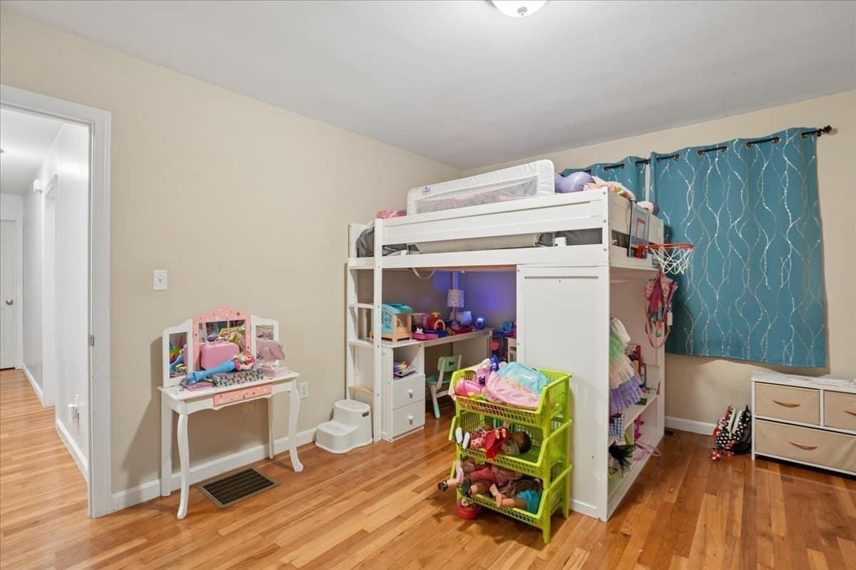 Single Family Residence at 8 Brown Rd, Shirley MA 01464, Shirley, photo 22 of 42