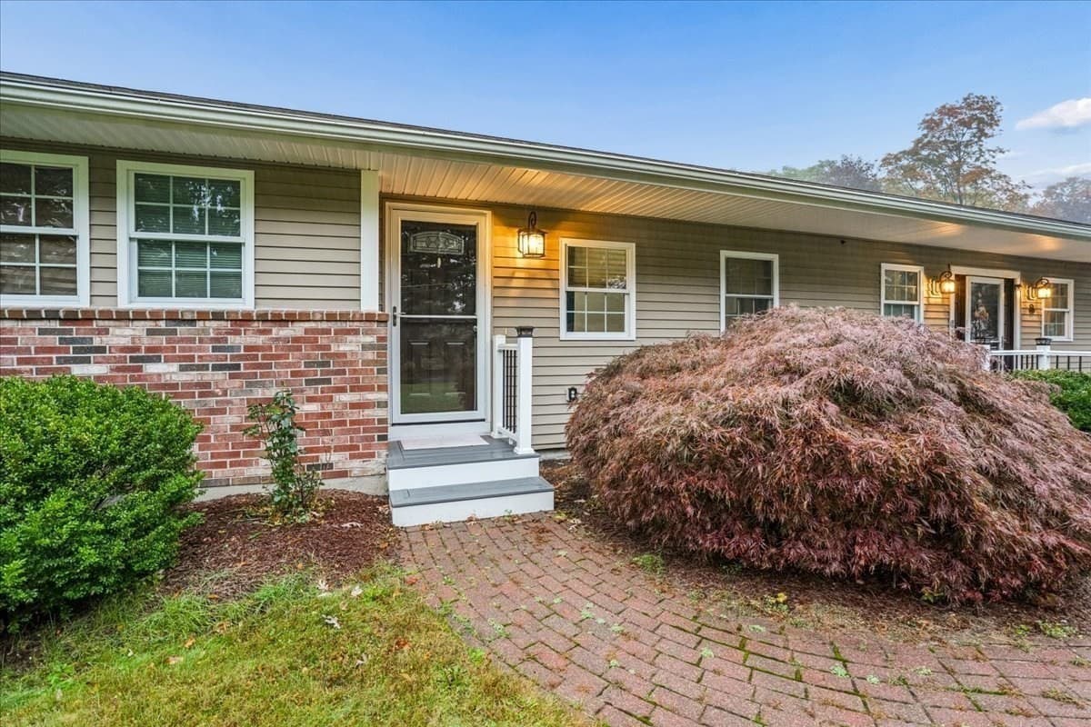 Single Family Residence at 8 Brown Rd, Shirley MA 01464, Shirley, photo 33 of 42