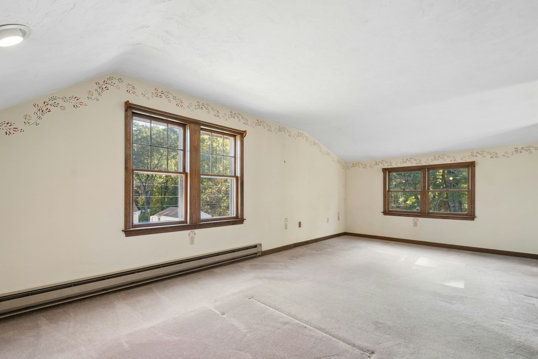 Single Family Residence at 39 Mellen St, Hopedale MA 01747, photo 20 of 37