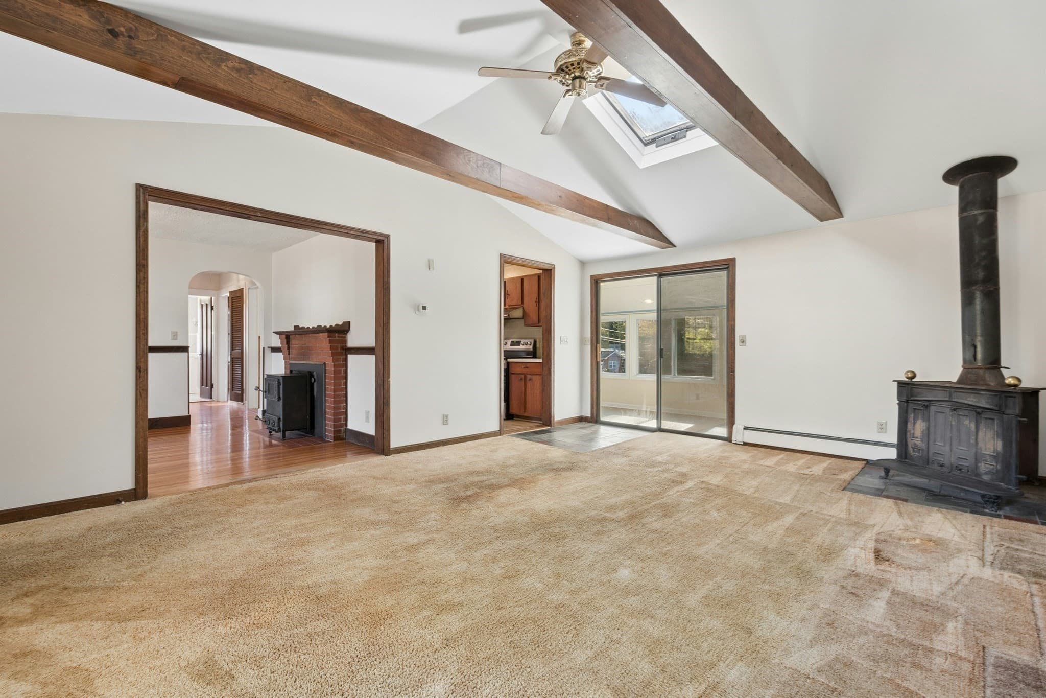 Single Family Residence at 39 Mellen St, Hopedale MA 01747, photo 9 of 37