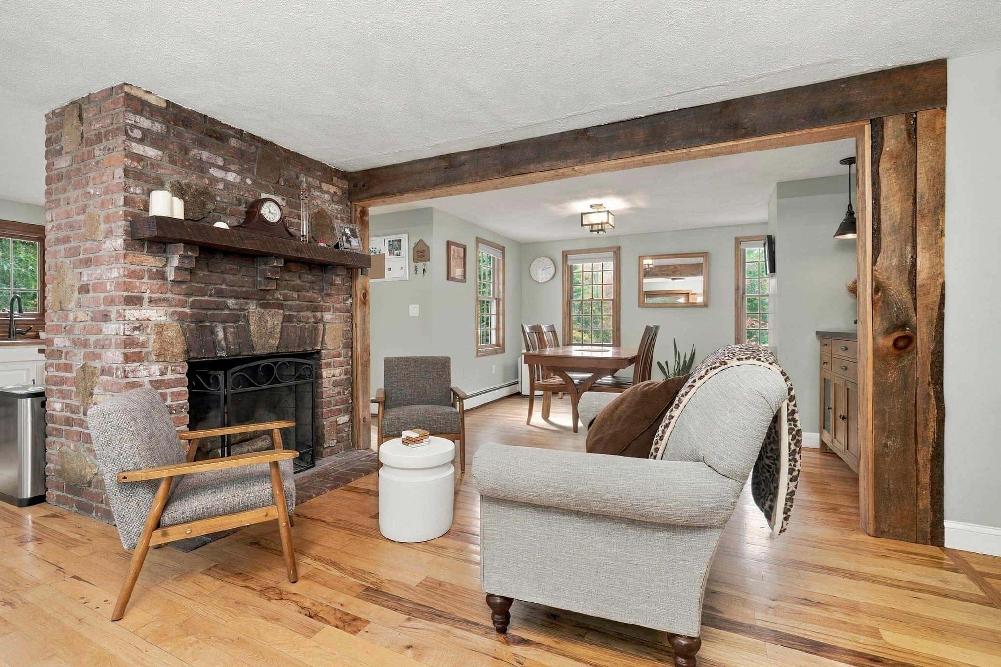 Single Family Residence at 252 Leavitt St, Hingham MA 02043, Hingham, photo 2 of 31