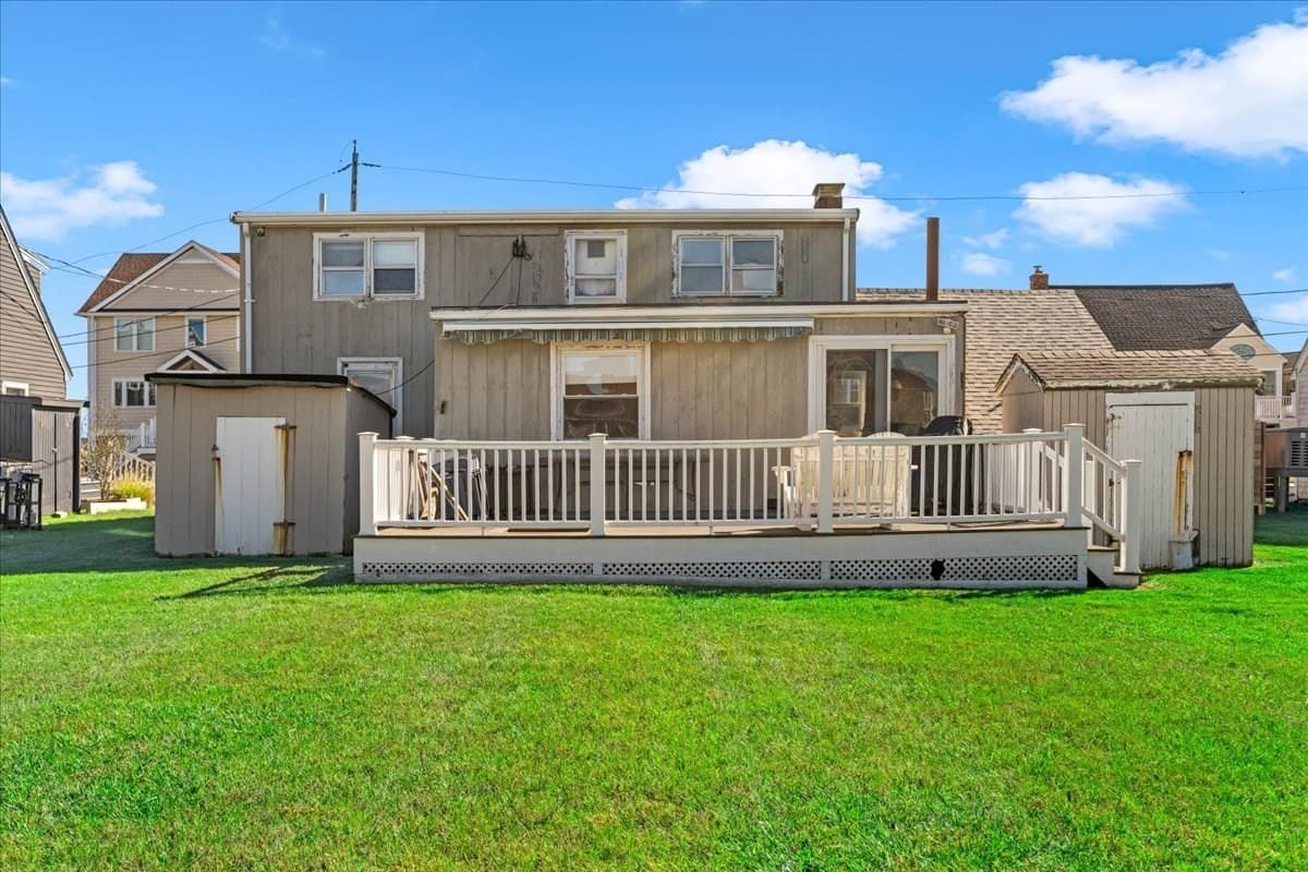 Single Family Residence at 6 Seagate Cir, Scituate MA 02066, photo 16 of 28