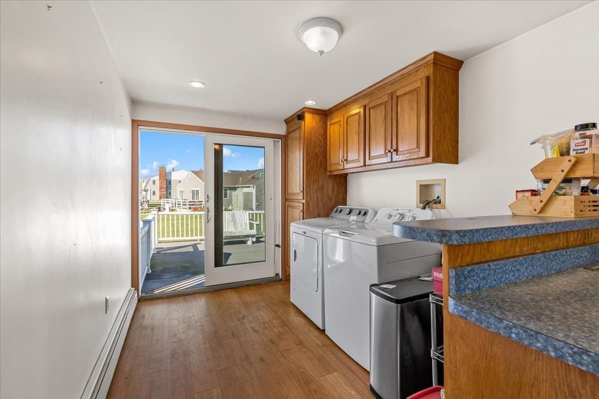 Single Family Residence at 6 Seagate Cir, Scituate MA 02066, photo 12 of 28