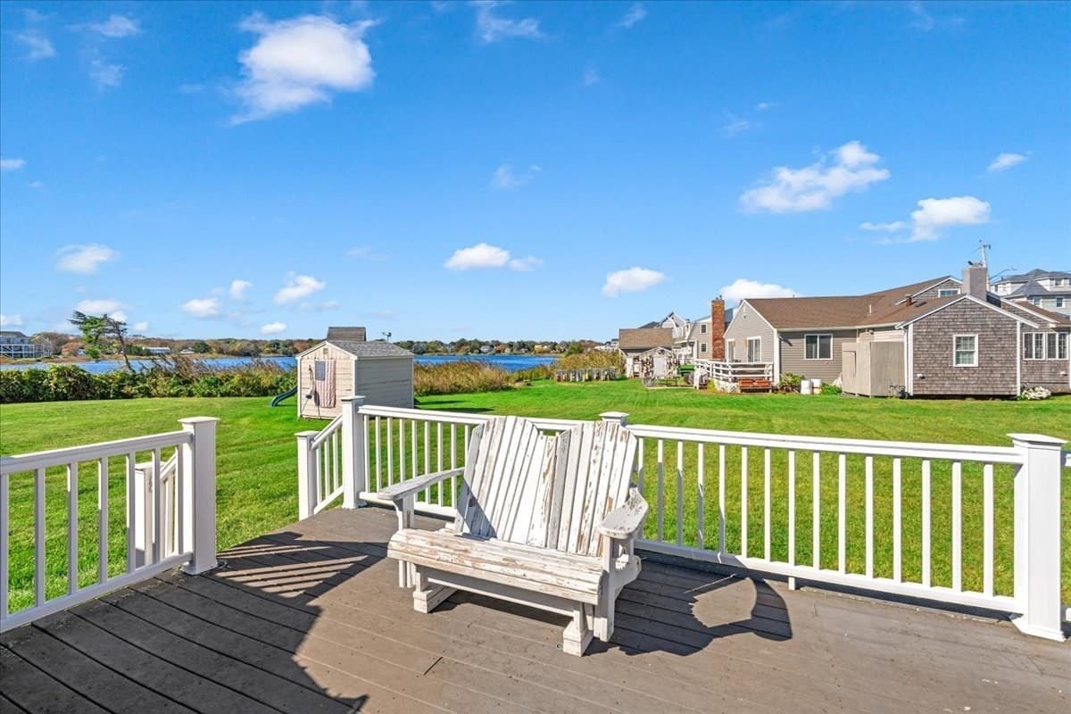 Single Family Residence at 6 Seagate Cir, Scituate MA 02066, photo 18 of 28