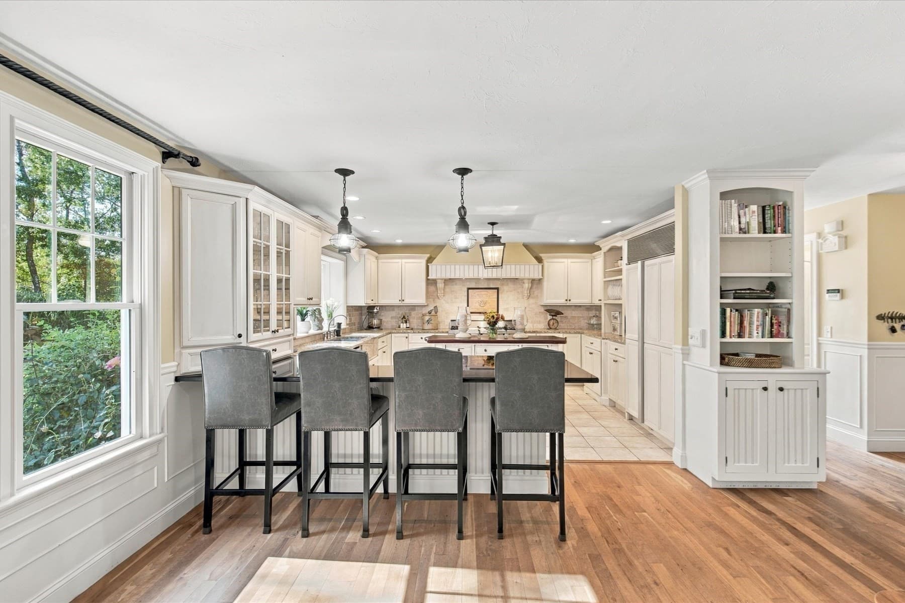 Single Family Residence at 39 Juniper Ln Ext, Harwich MA 02645, Harwich, photo 11 of 42