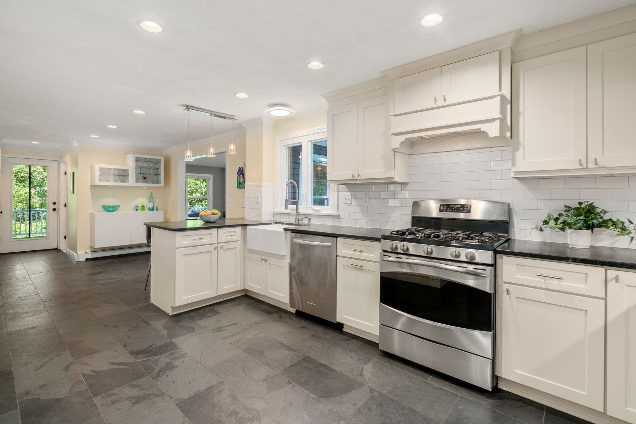 Single Family Residence at 45 Woodmere Dr, Sudbury MA 01776, Sudbury, photo 9 of 30