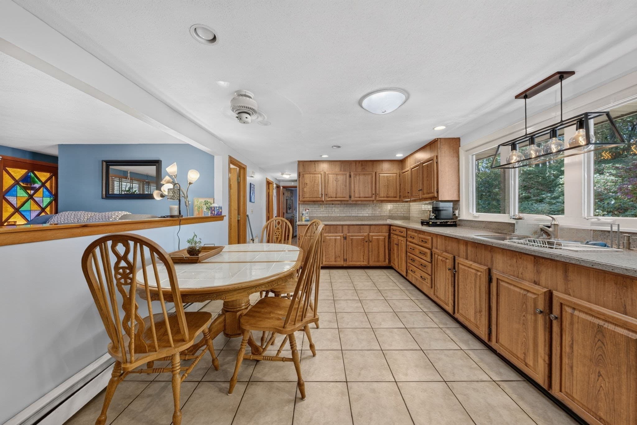 Single Family Residence at 6 Prospect Hill St, Taunton MA 02780, Taunton, photo 9 of 32