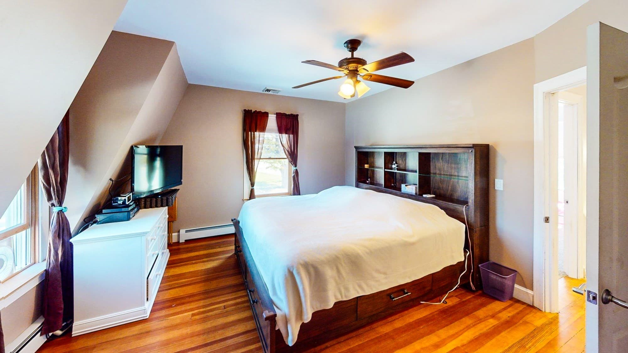 Single Family Residence at 146 Old Rd, Dracut MA 01826, photo 22 of 29