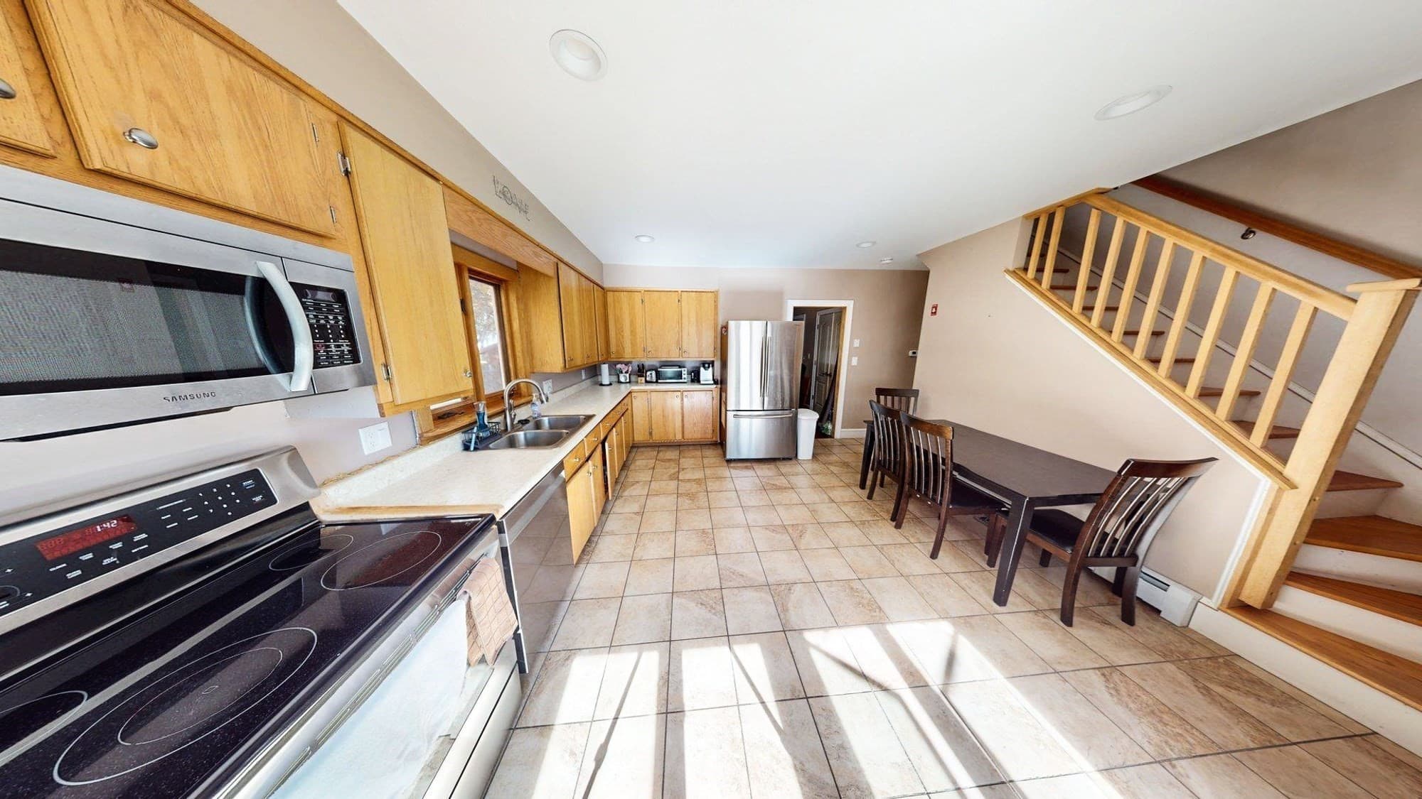 Single Family Residence at 146 Old Rd, Dracut MA 01826, photo 7 of 29